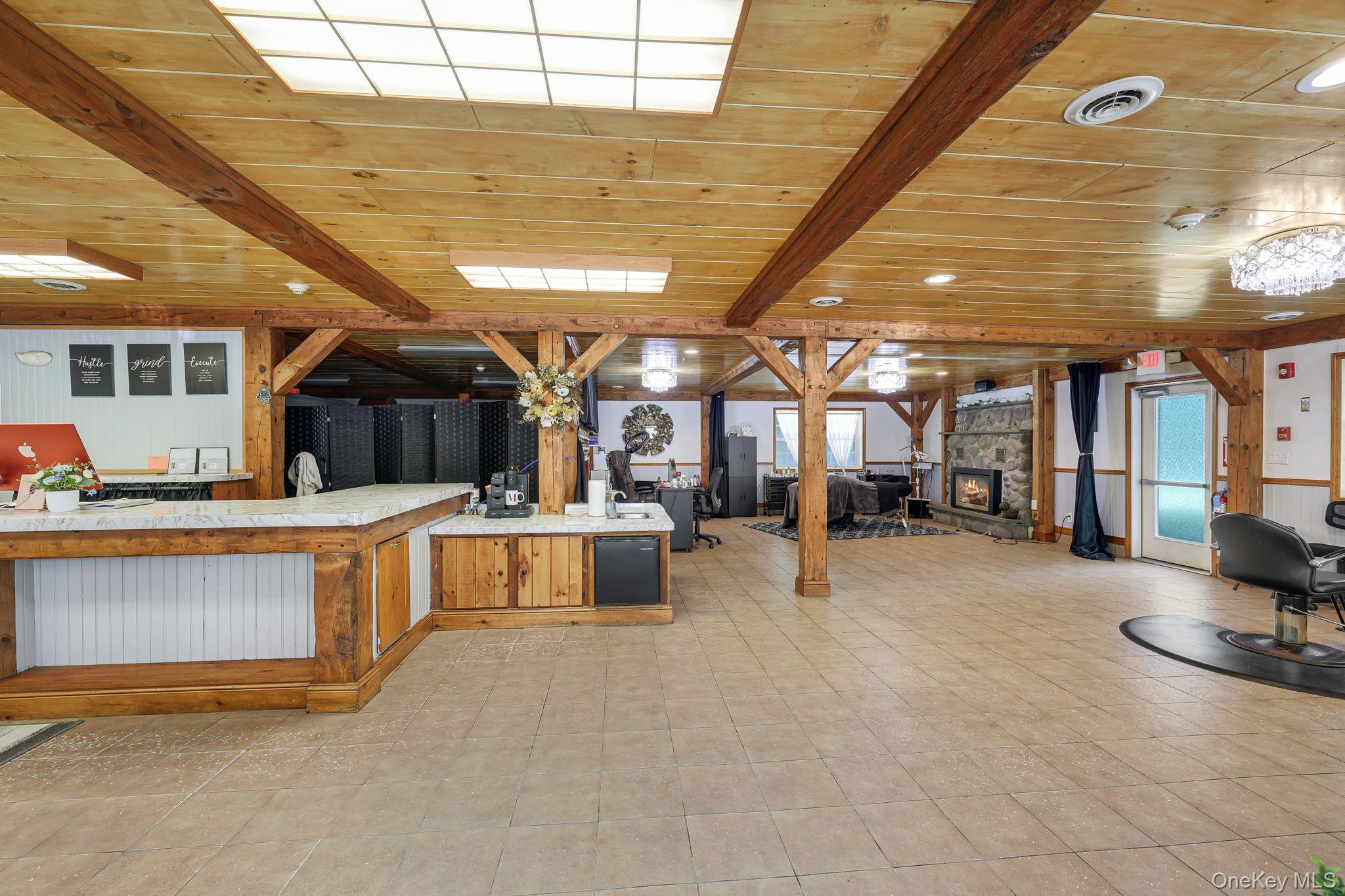 1463-1471 Denning Road Property Photo 31