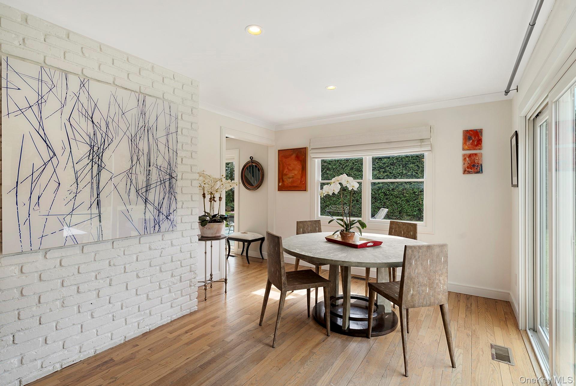 770 Hill Street Property Photo 11