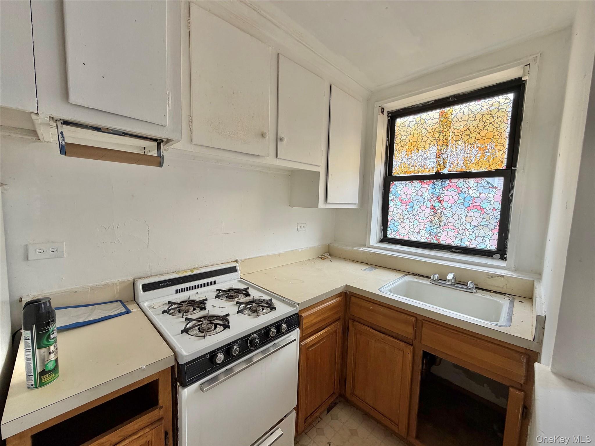 141-05 Northern Boulevard 7a Property Photo 6