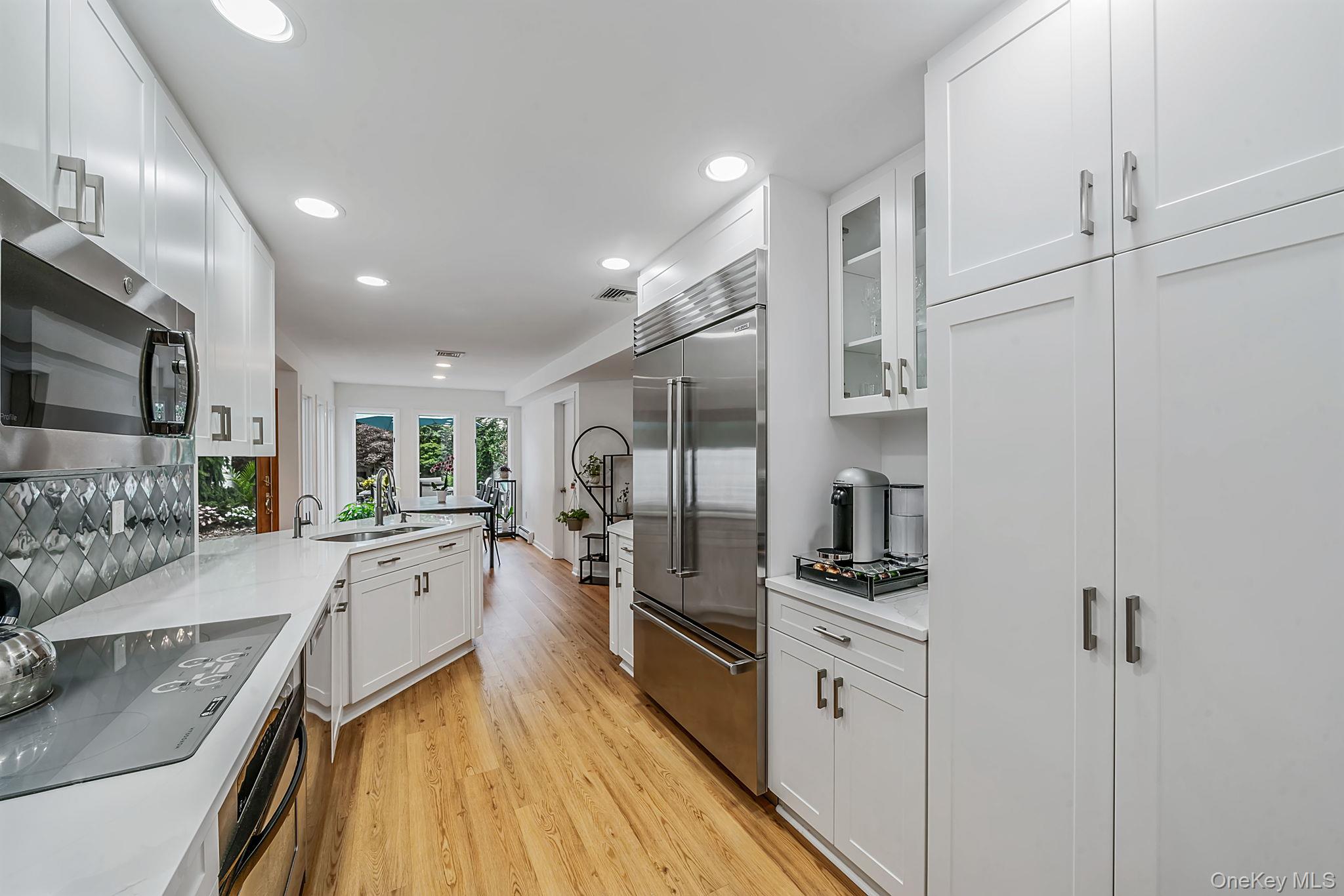 2 Sagamore Way Property Photo 7