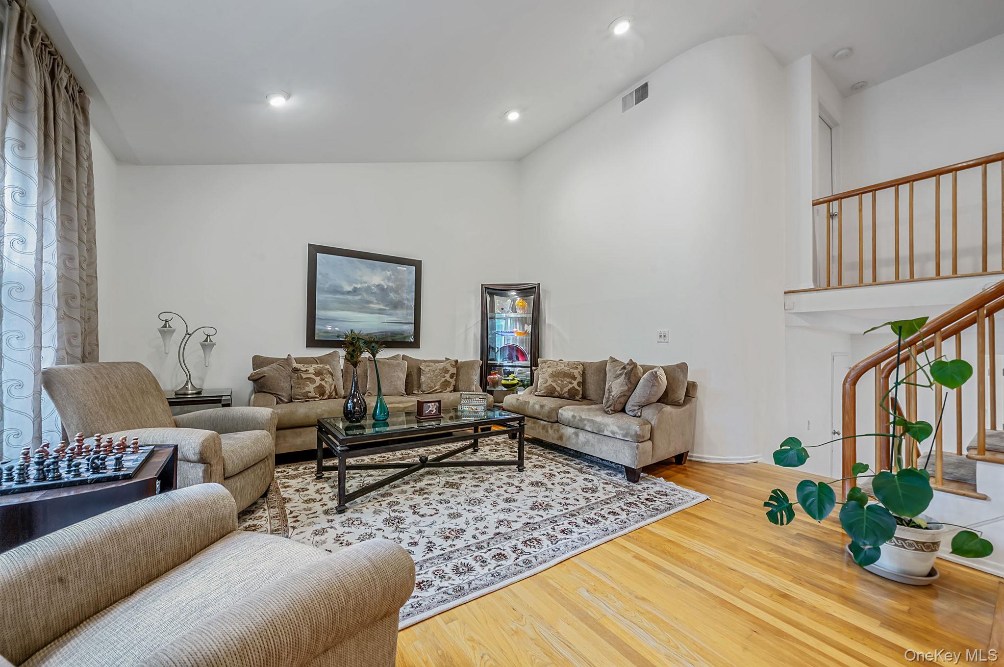 2 Sagamore Way Property Photo 16