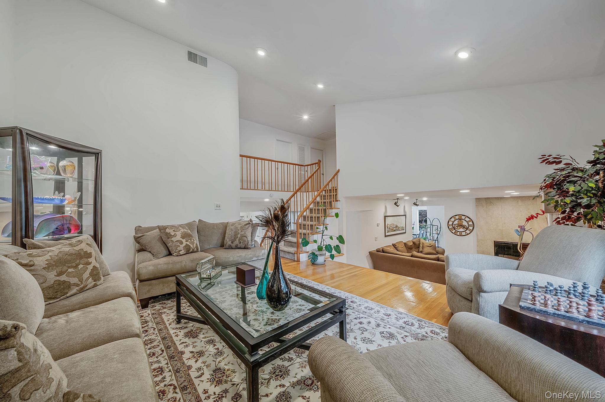 2 Sagamore Way Property Photo 17