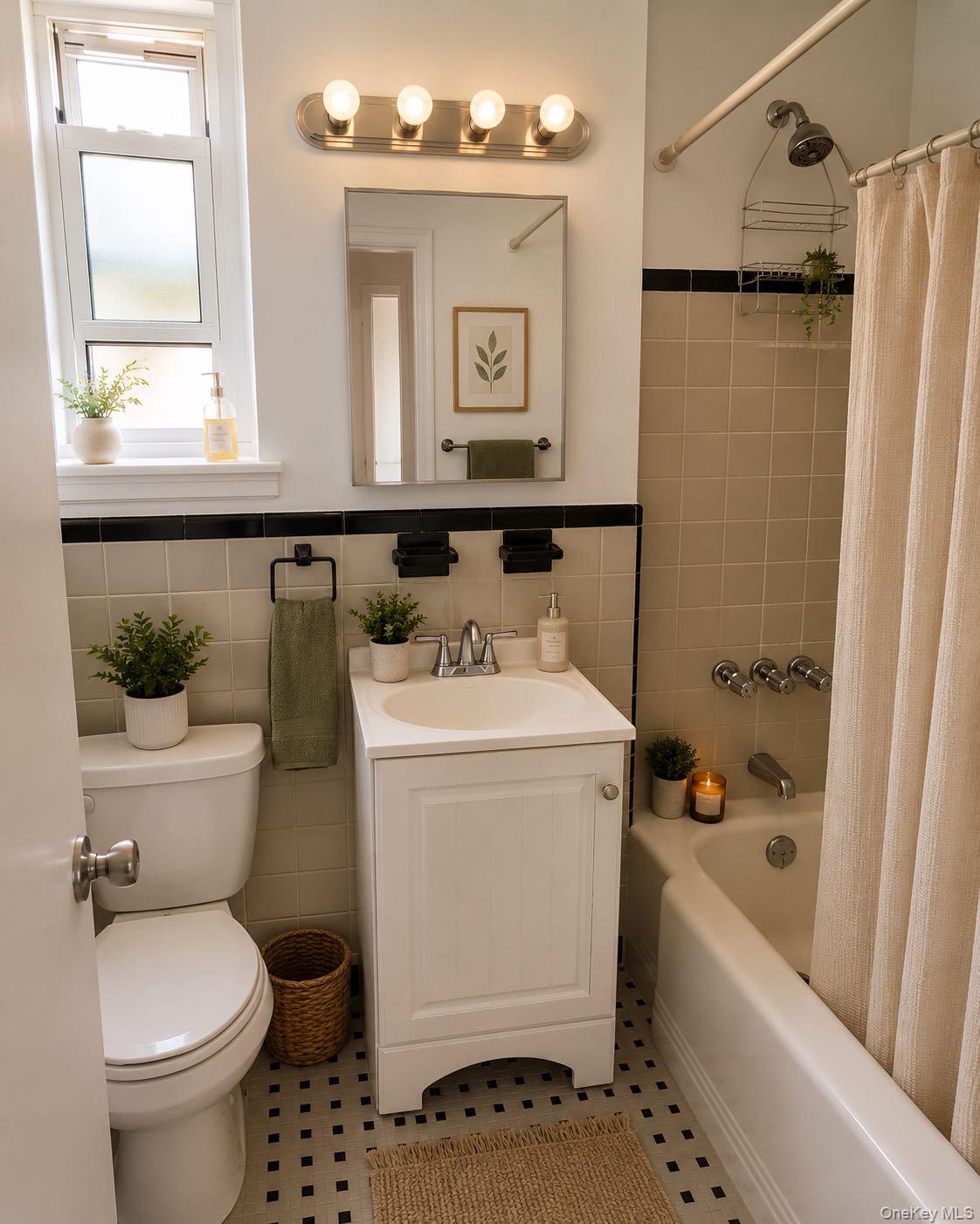 30-11 Parsons Boulevard 2u Property Photo 3