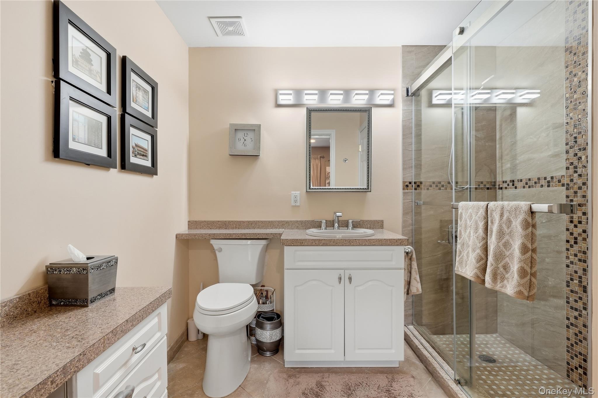 907 Altessa Boulevard Property Photo 16