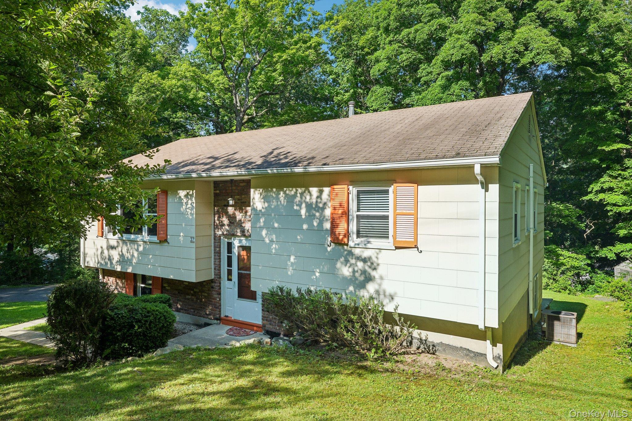 37 Nursery Road Property Photo 1