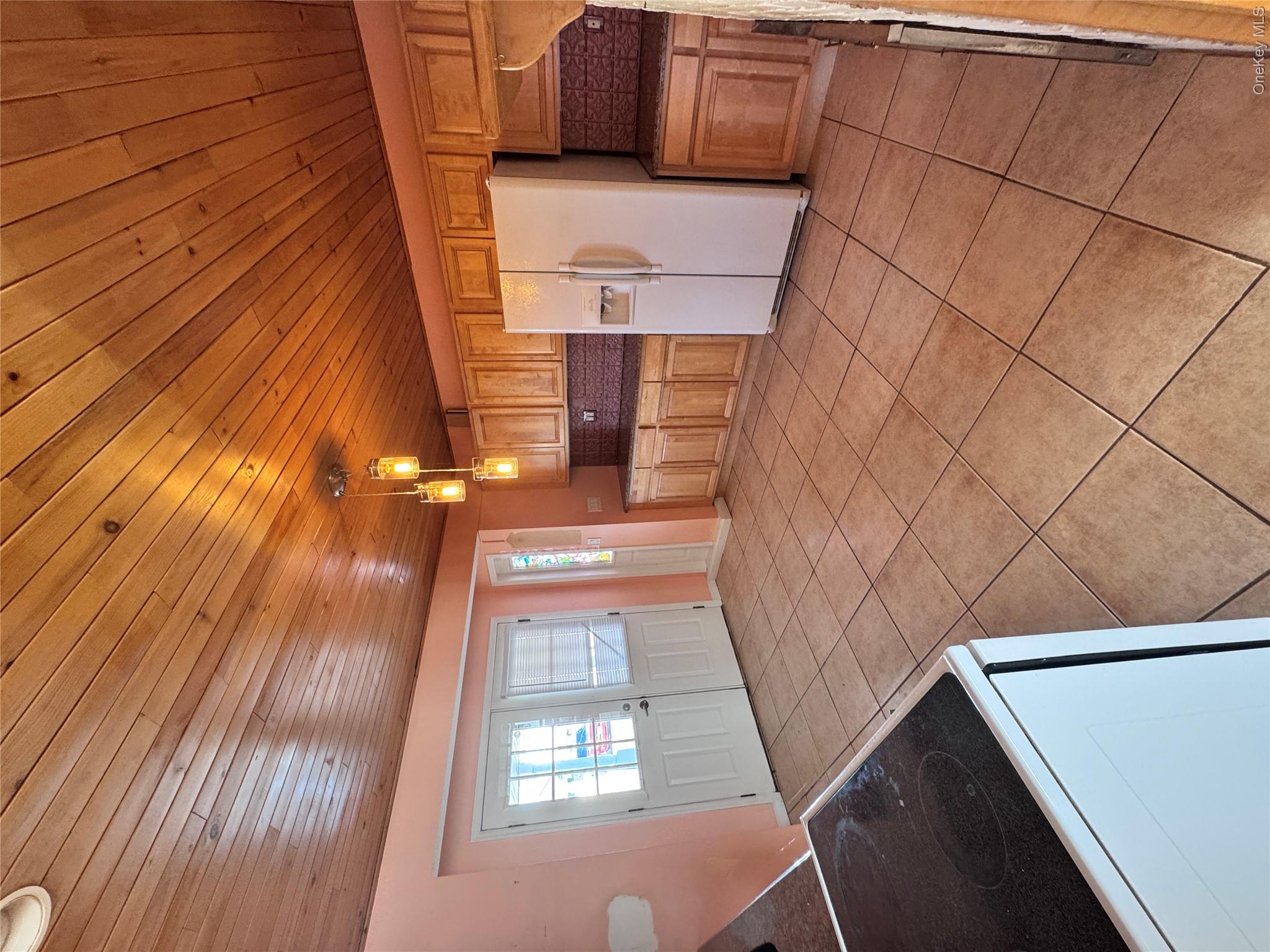 37 Spray Lane Property Photo 11