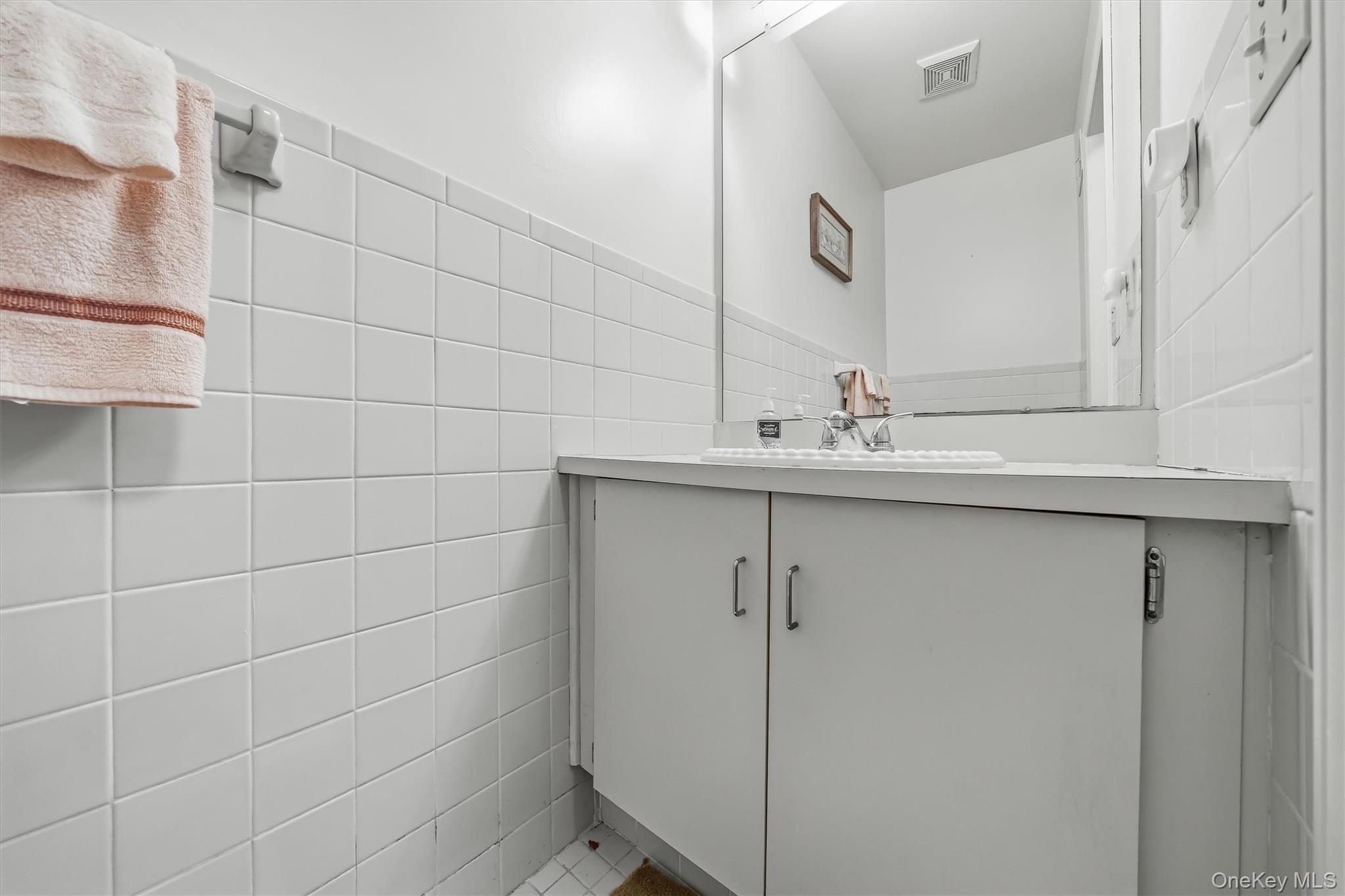 65 Yorkshire Terrace Property Photo 26