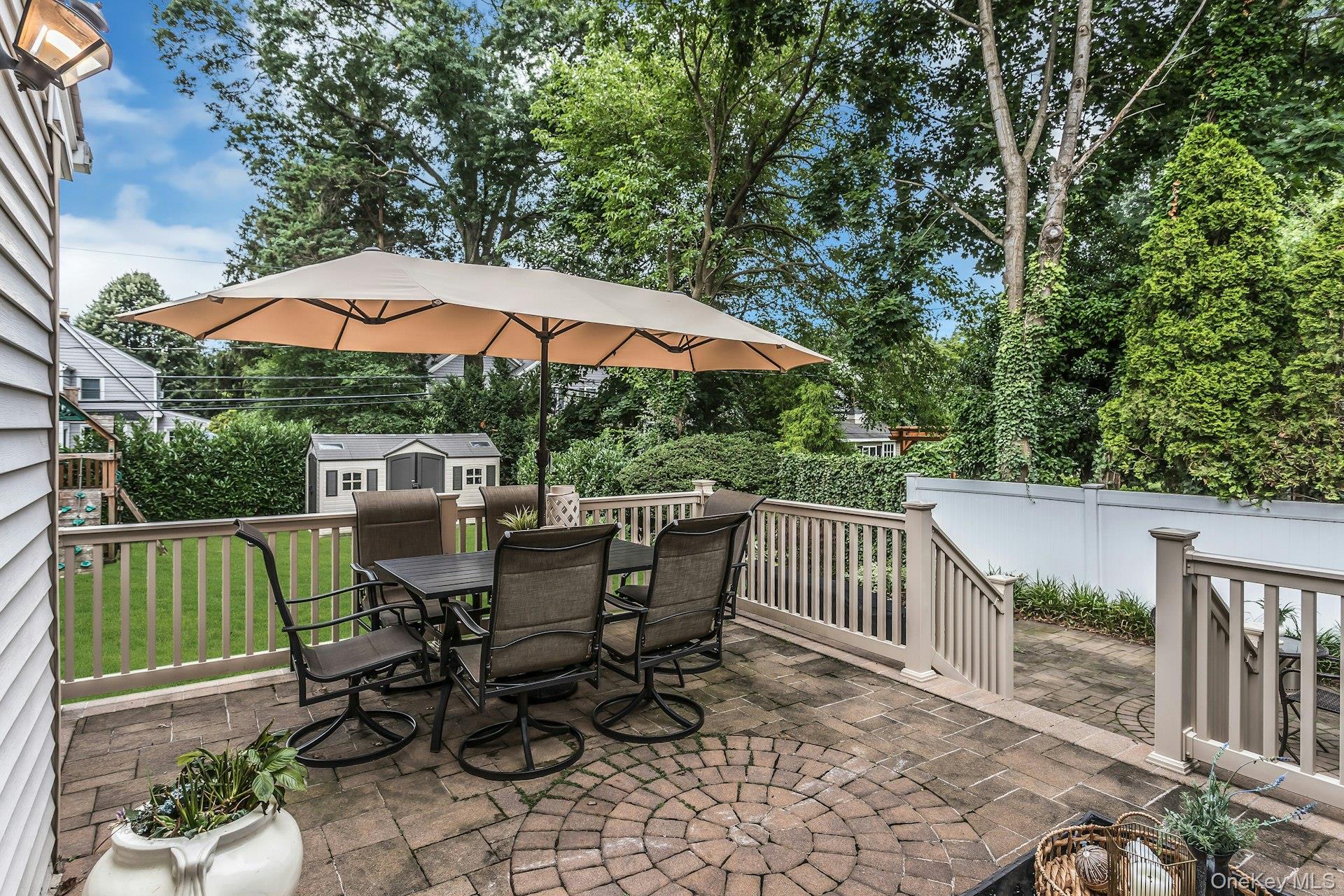 138 Brook Street Property Photo 32