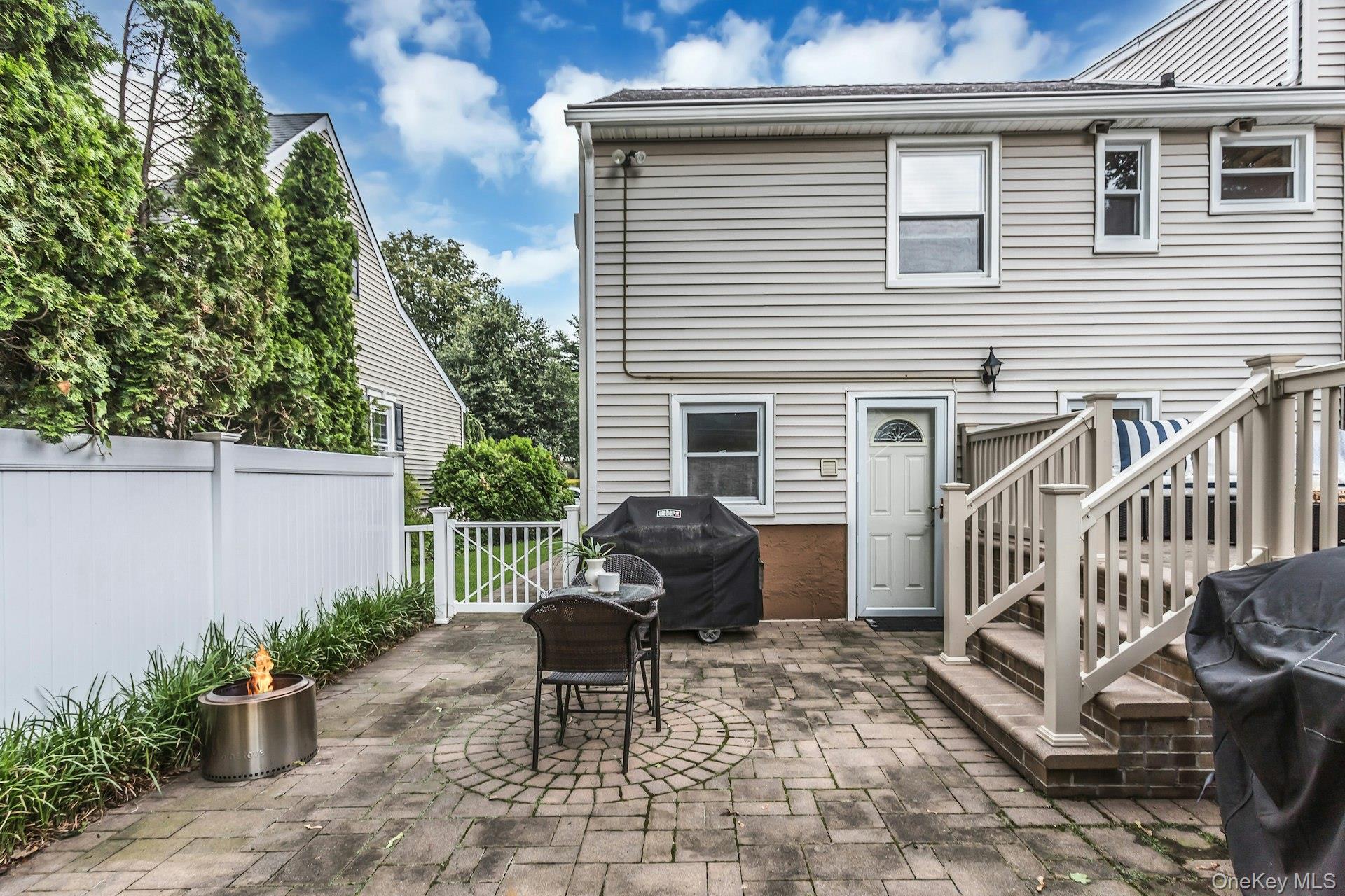 138 Brook Street Property Photo 34