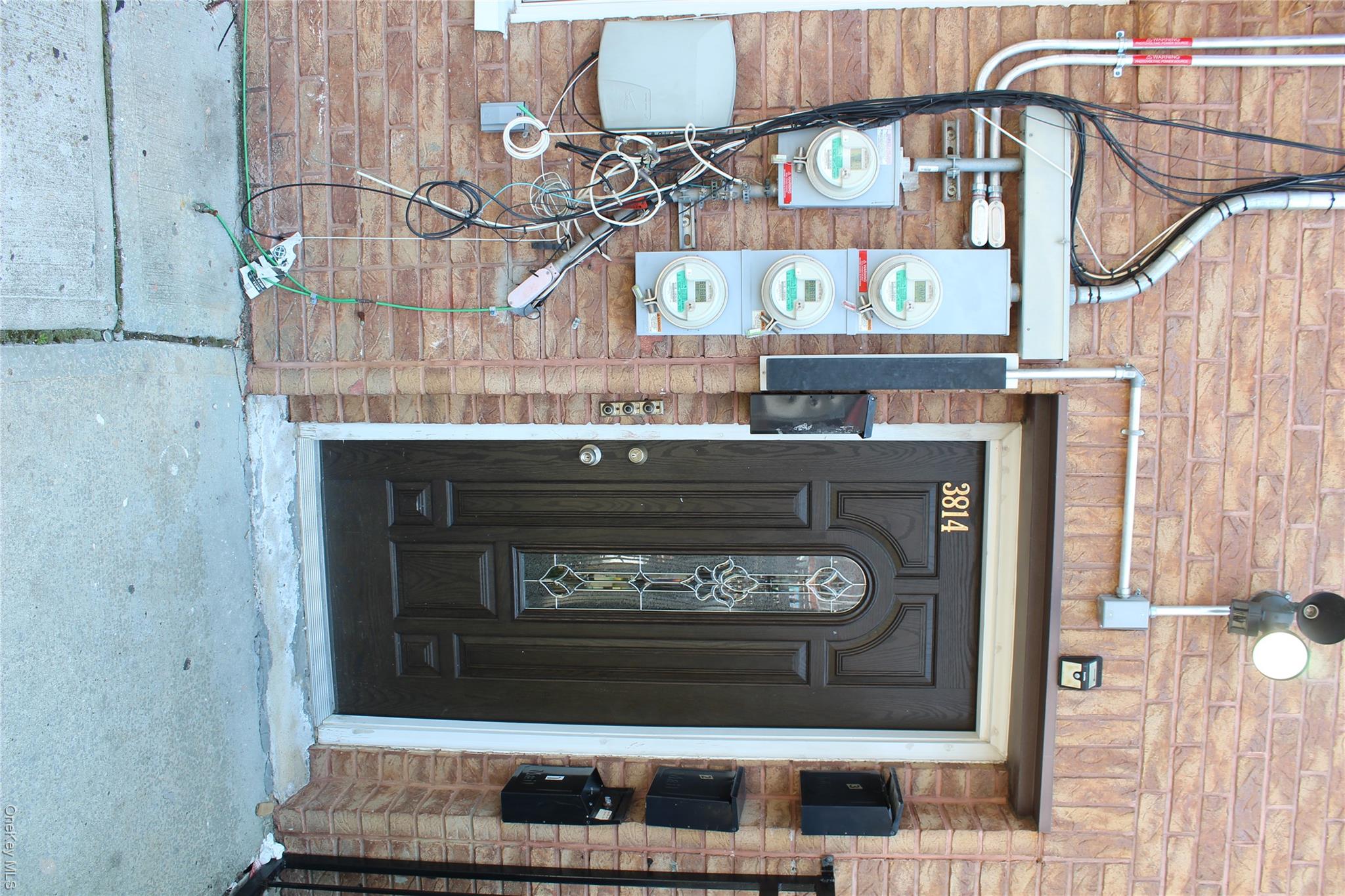 3814 Barnes Avenue Property Photo 2
