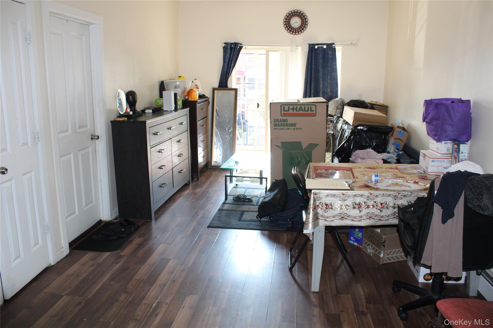 3814 Barnes Avenue Property Photo 4