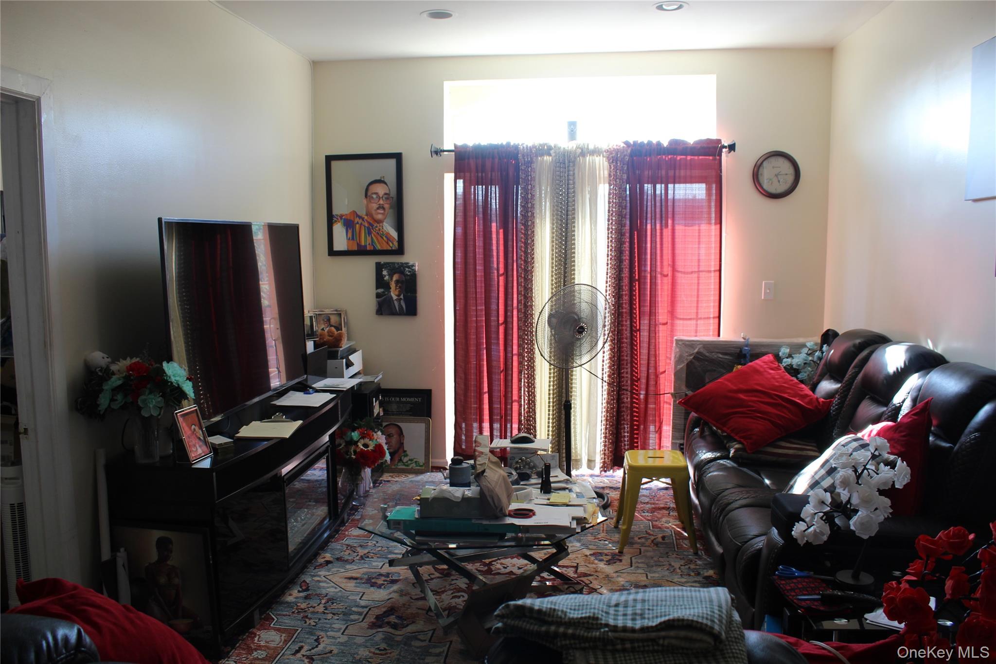 3814 Barnes Avenue Property Photo 6