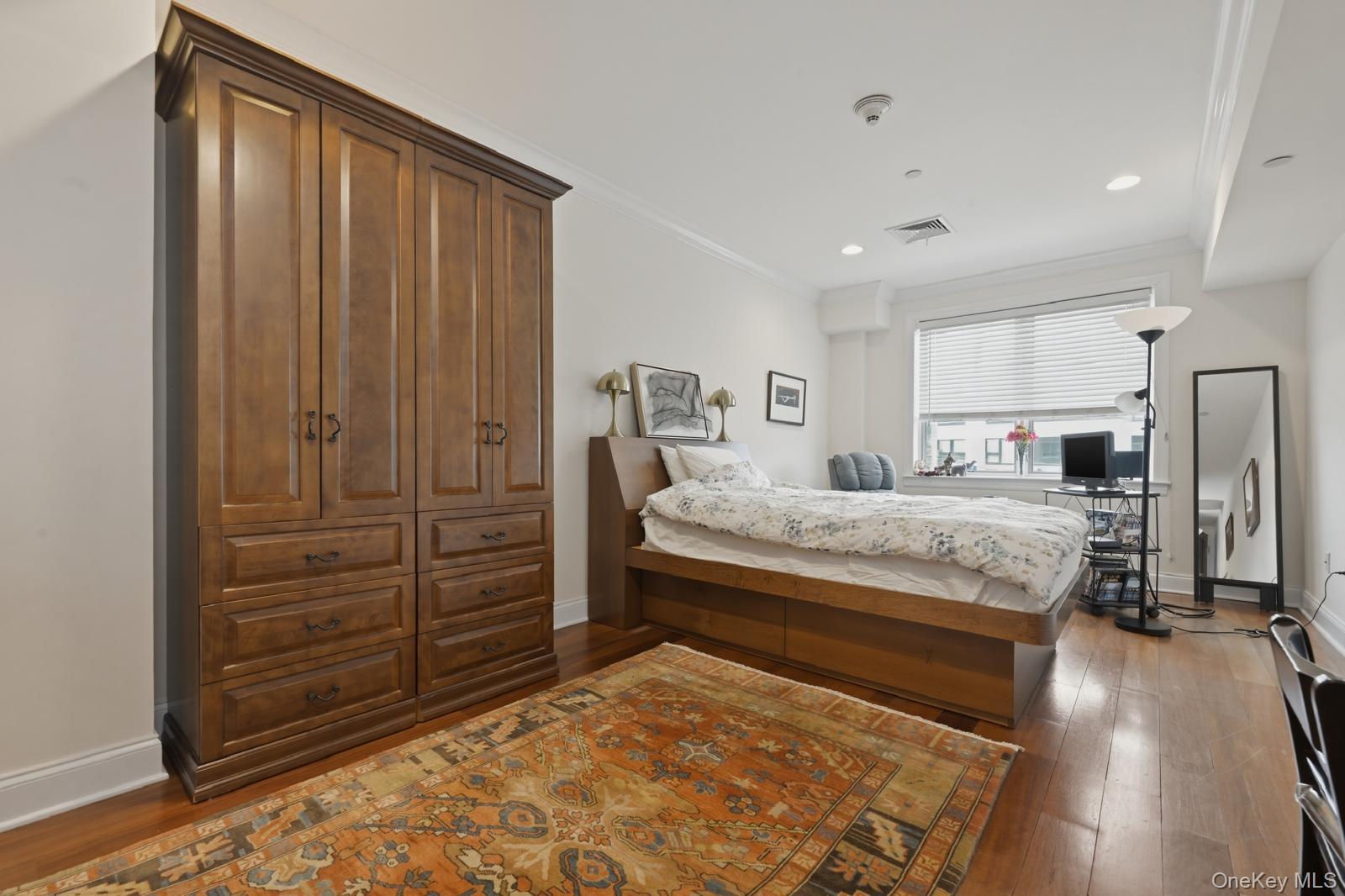 171 Great Neck Road 3h Property Photo 10