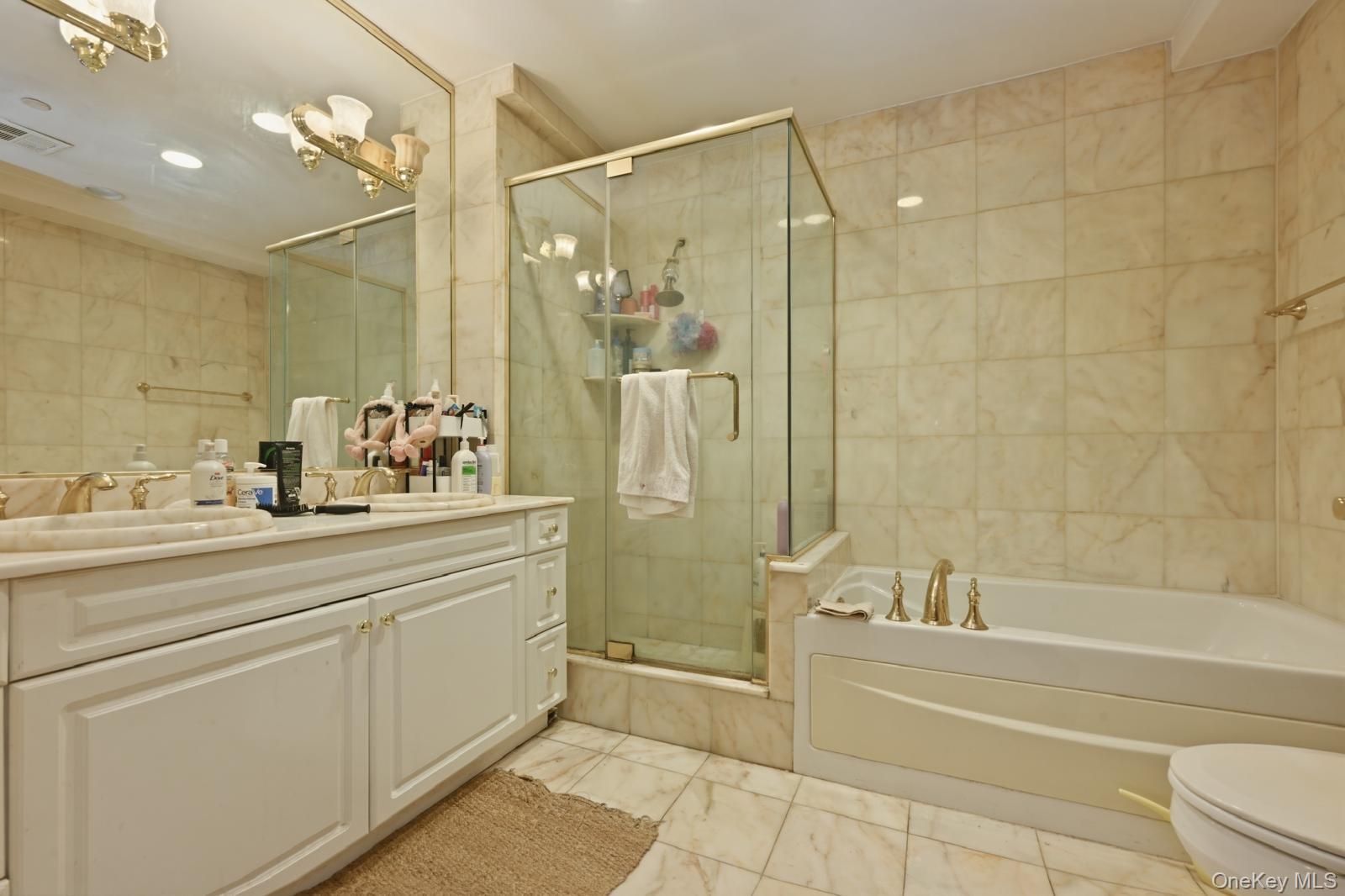 171 Great Neck Road 3h Property Photo 16