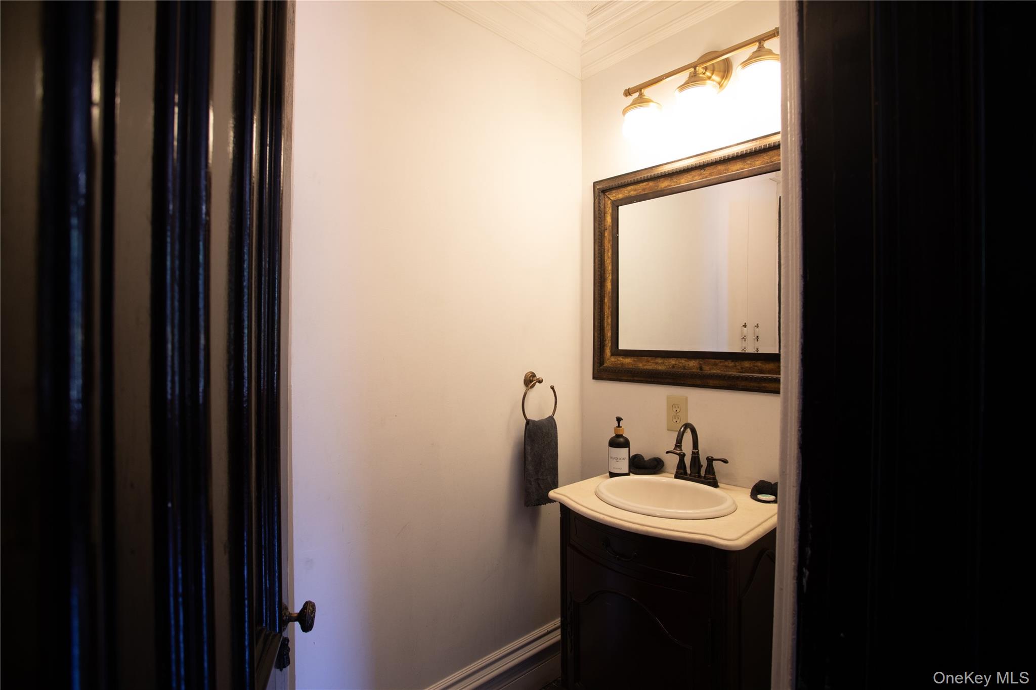 12 Monell Place Property Photo 19