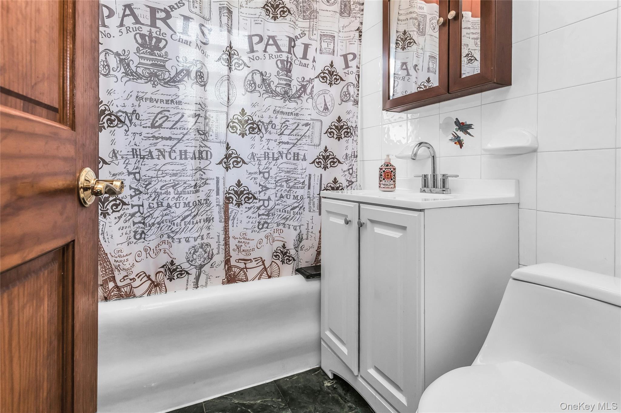 7822 79th Place Property Photo 12