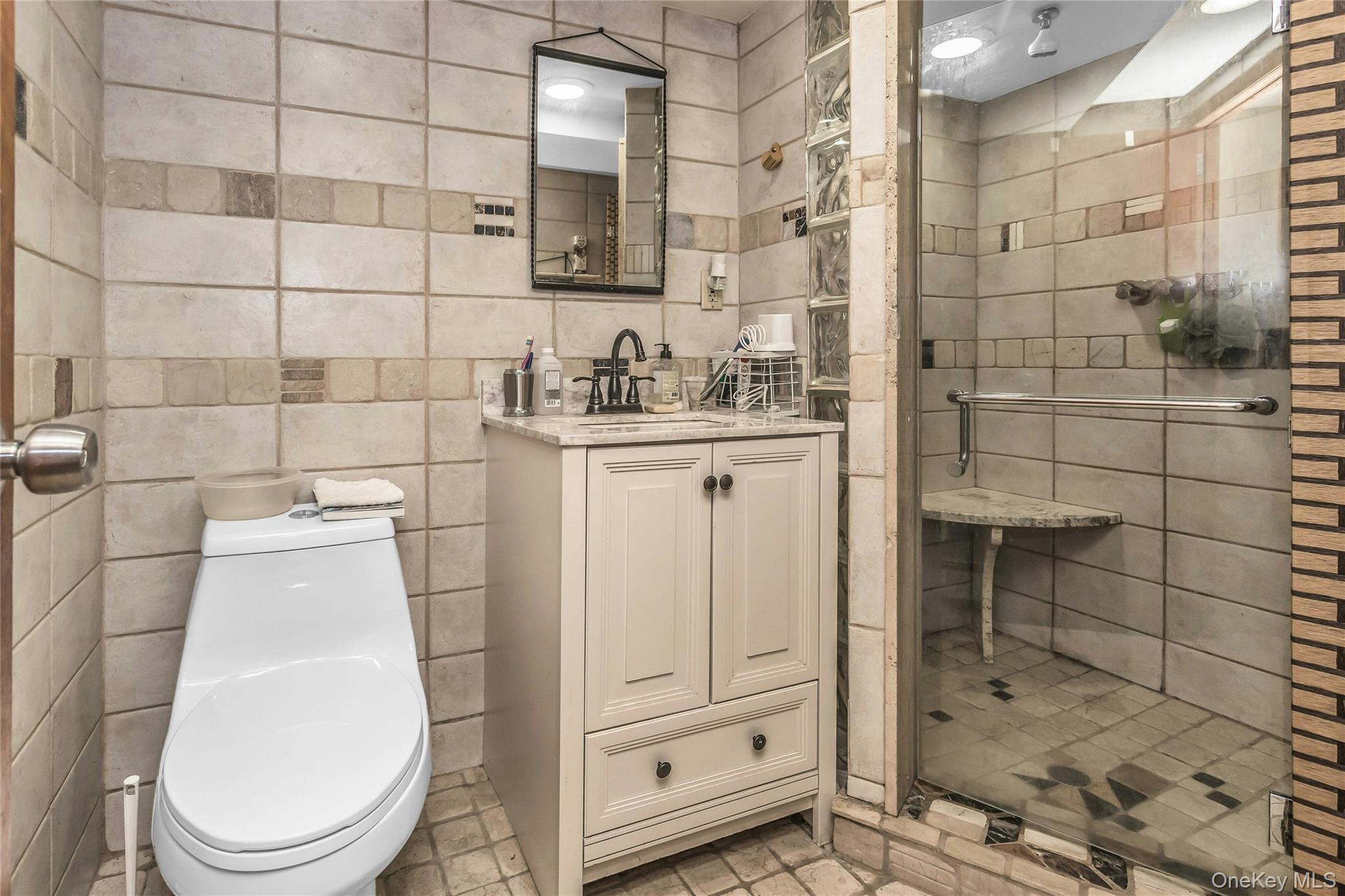 7822 79th Place Property Photo 14
