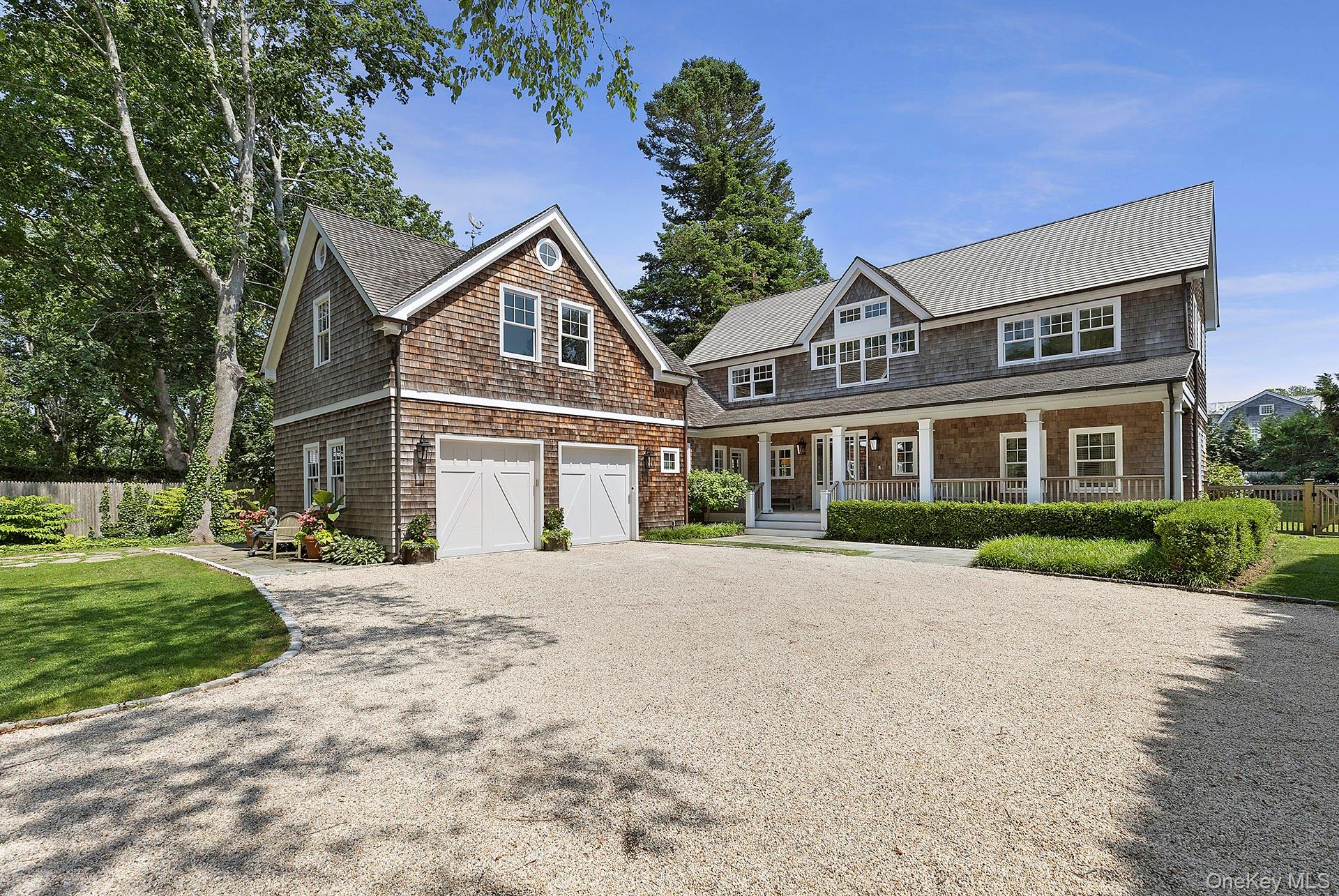 100 Pantigo Road Property Photo 1