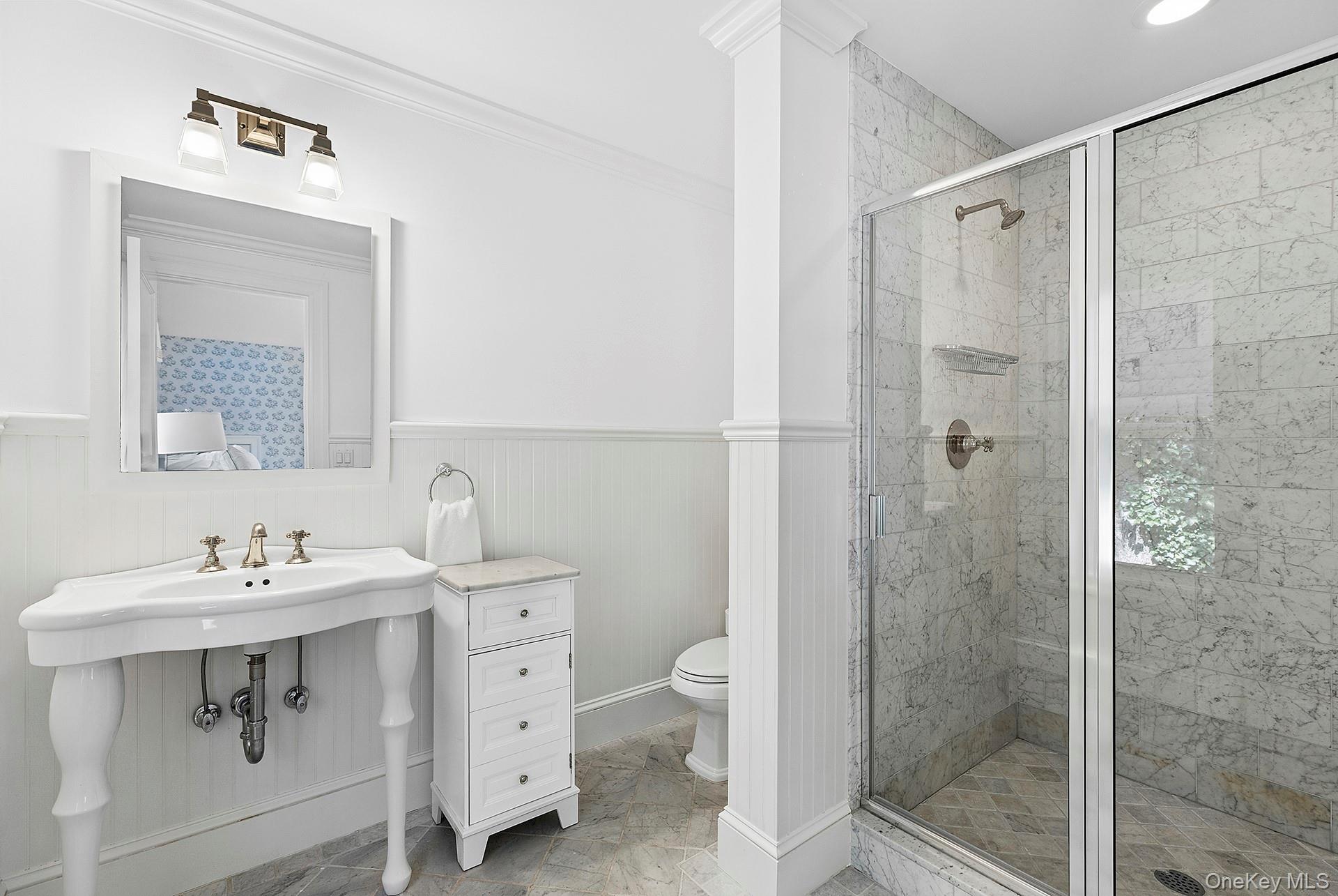100 Pantigo Road Property Photo 15