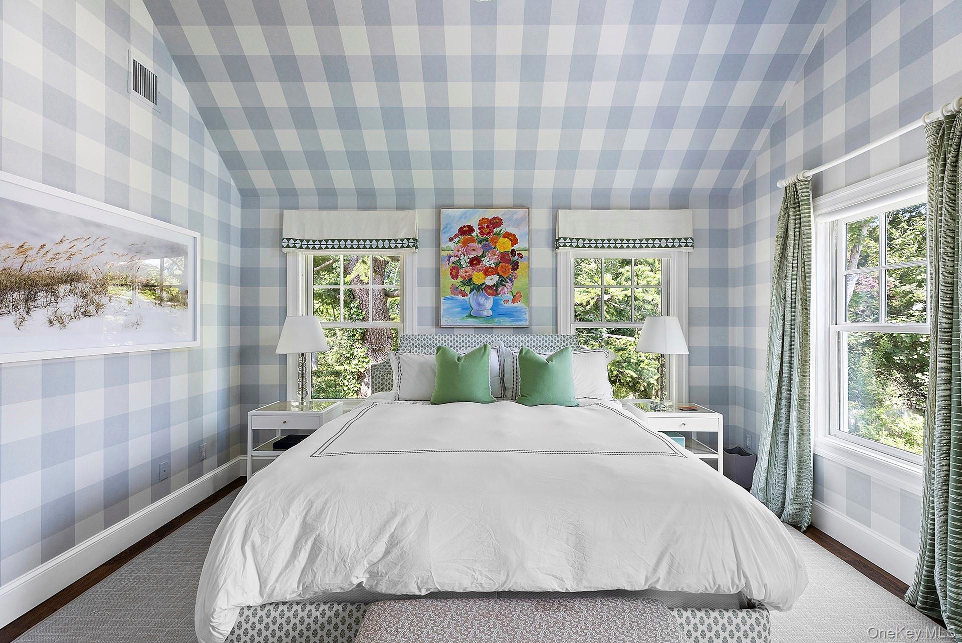 100 Pantigo Road Property Photo 16