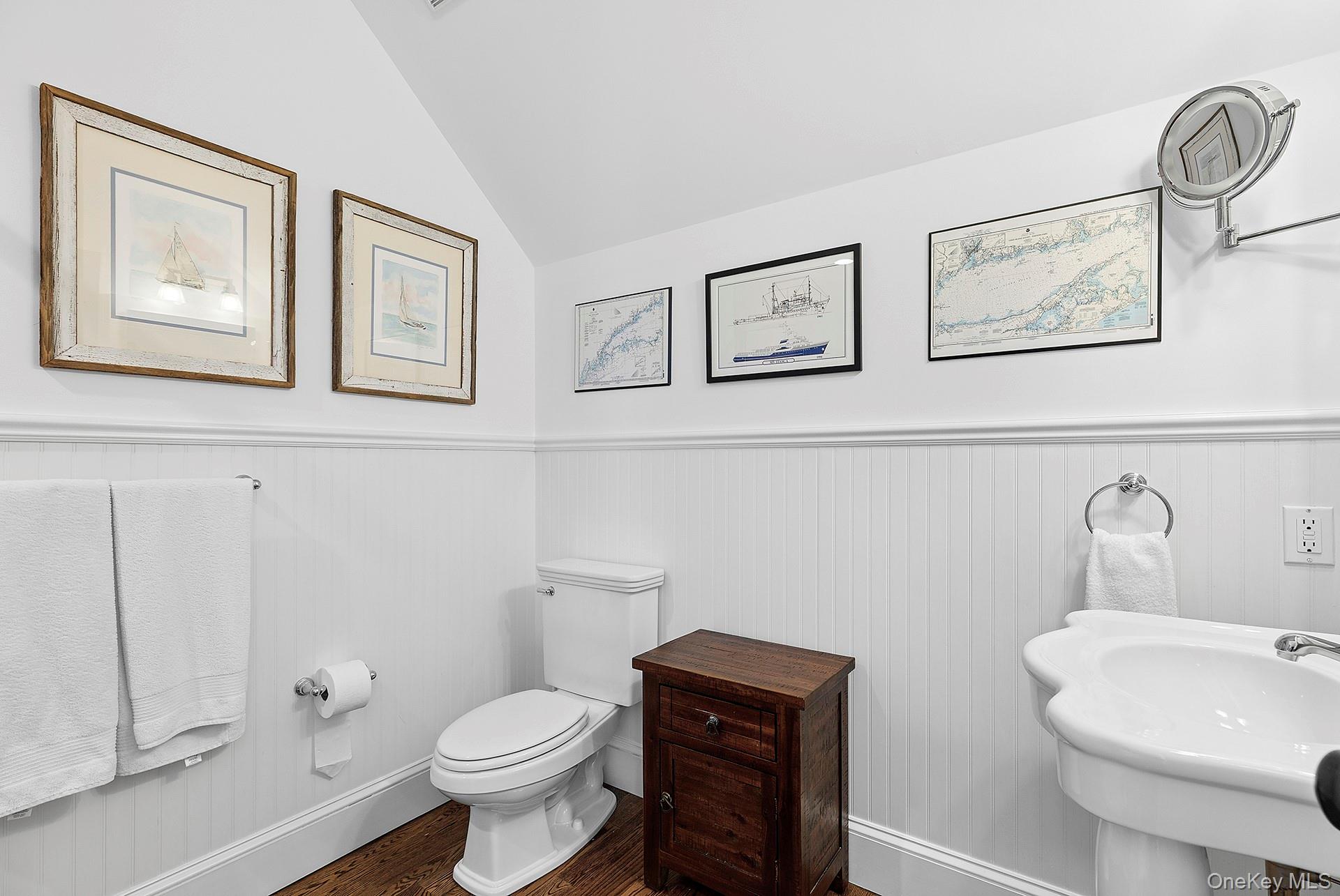 100 Pantigo Road Property Photo 19
