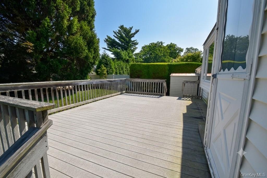 333 N Albany Avenue Property Photo 22