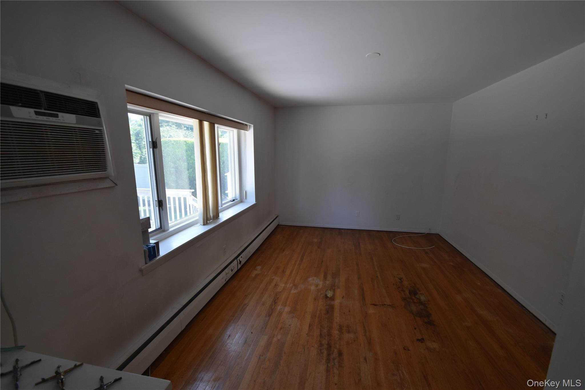 333 N Albany Avenue Property Photo 32