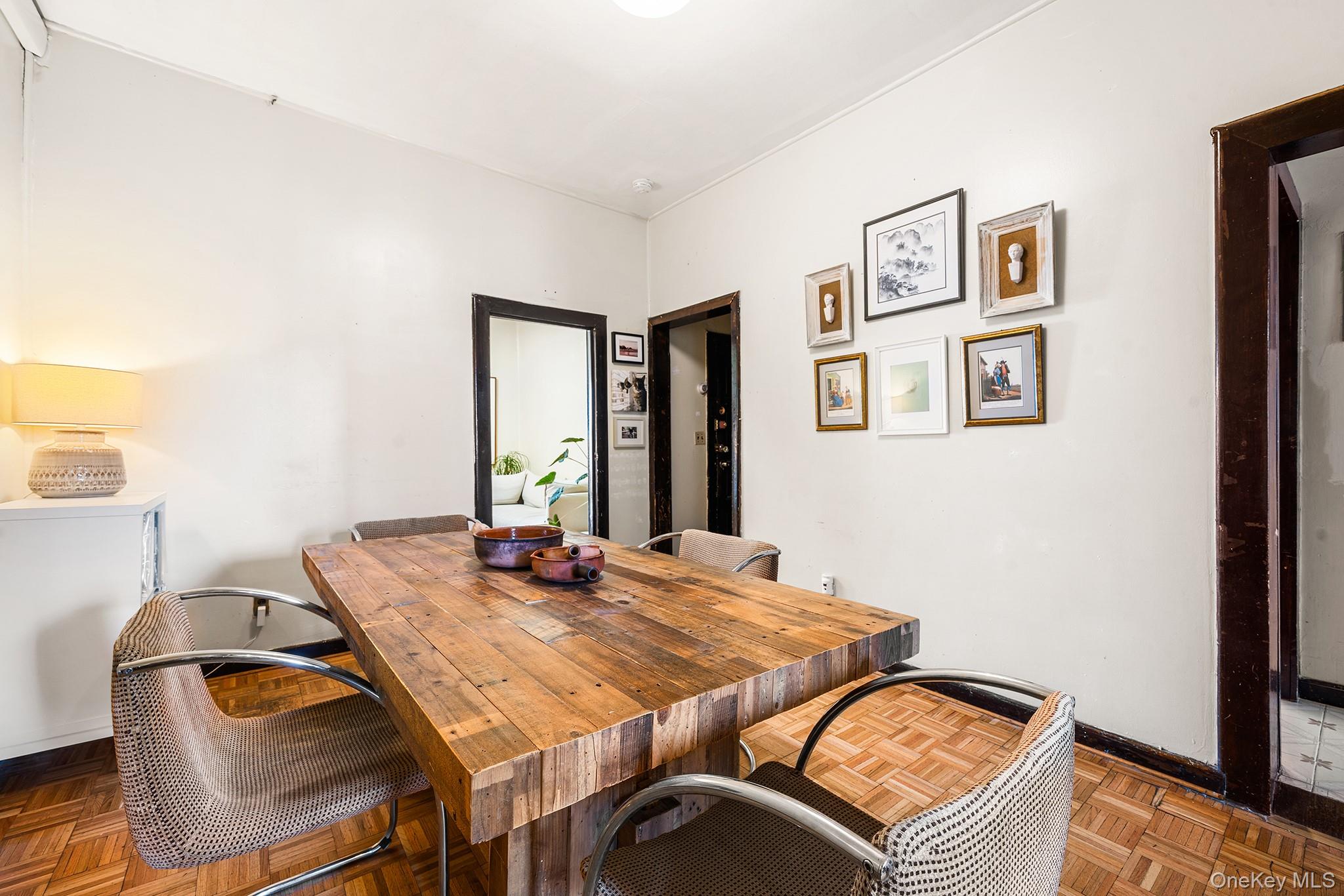 601 Knickerbocker Avenue Property Photo 8
