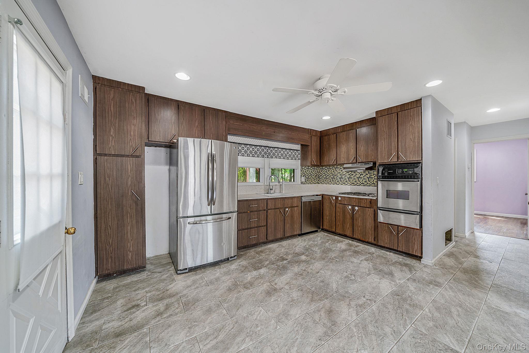 146 Dawn Drive Property Photo 9