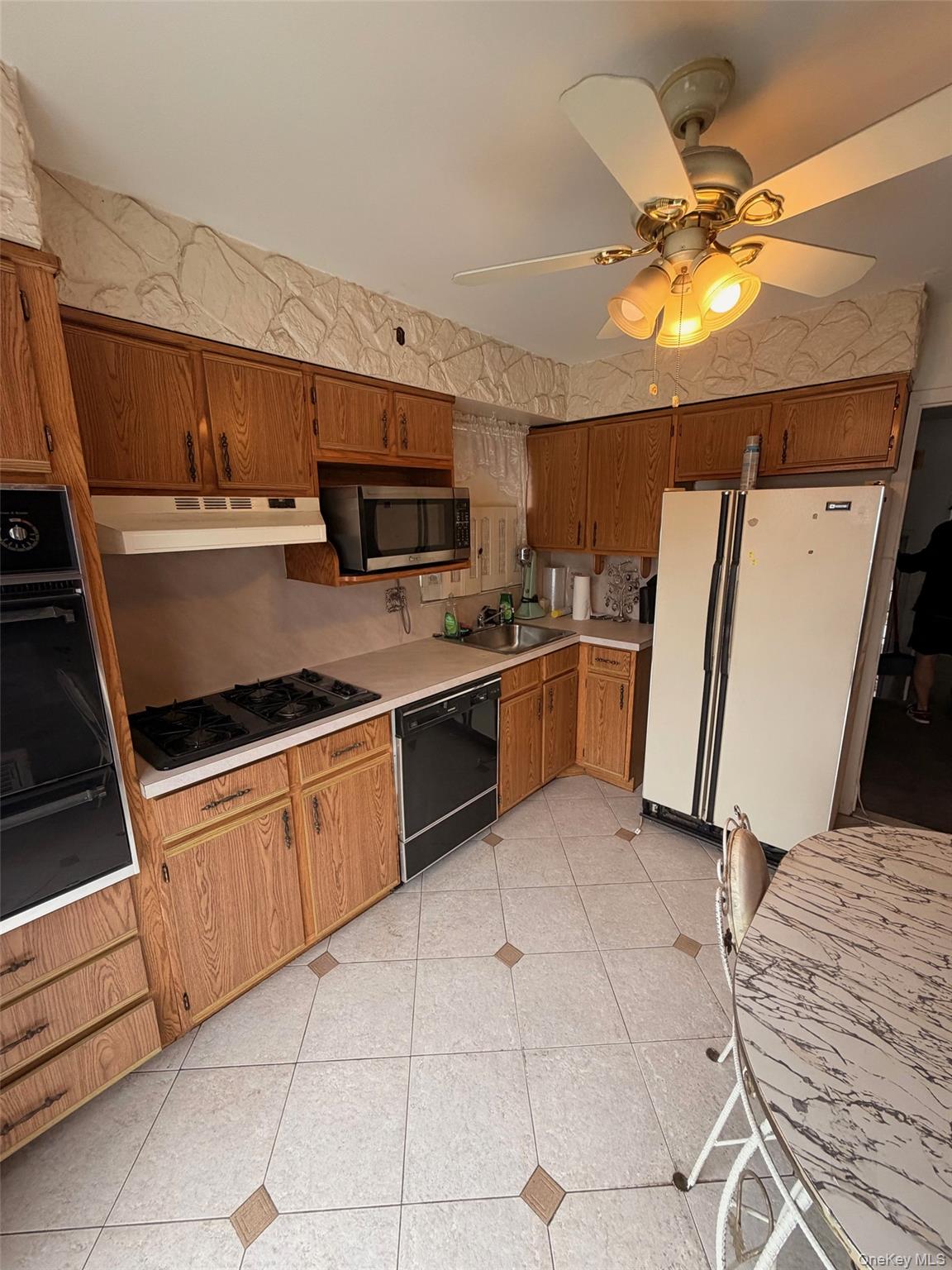3224 Watt Avenue Property Photo 8