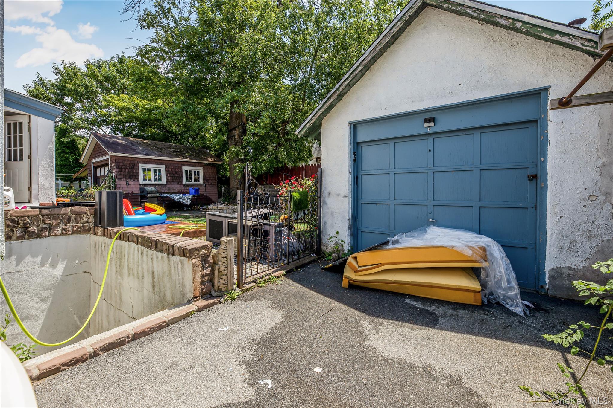 152 Urban Street Property Photo 10