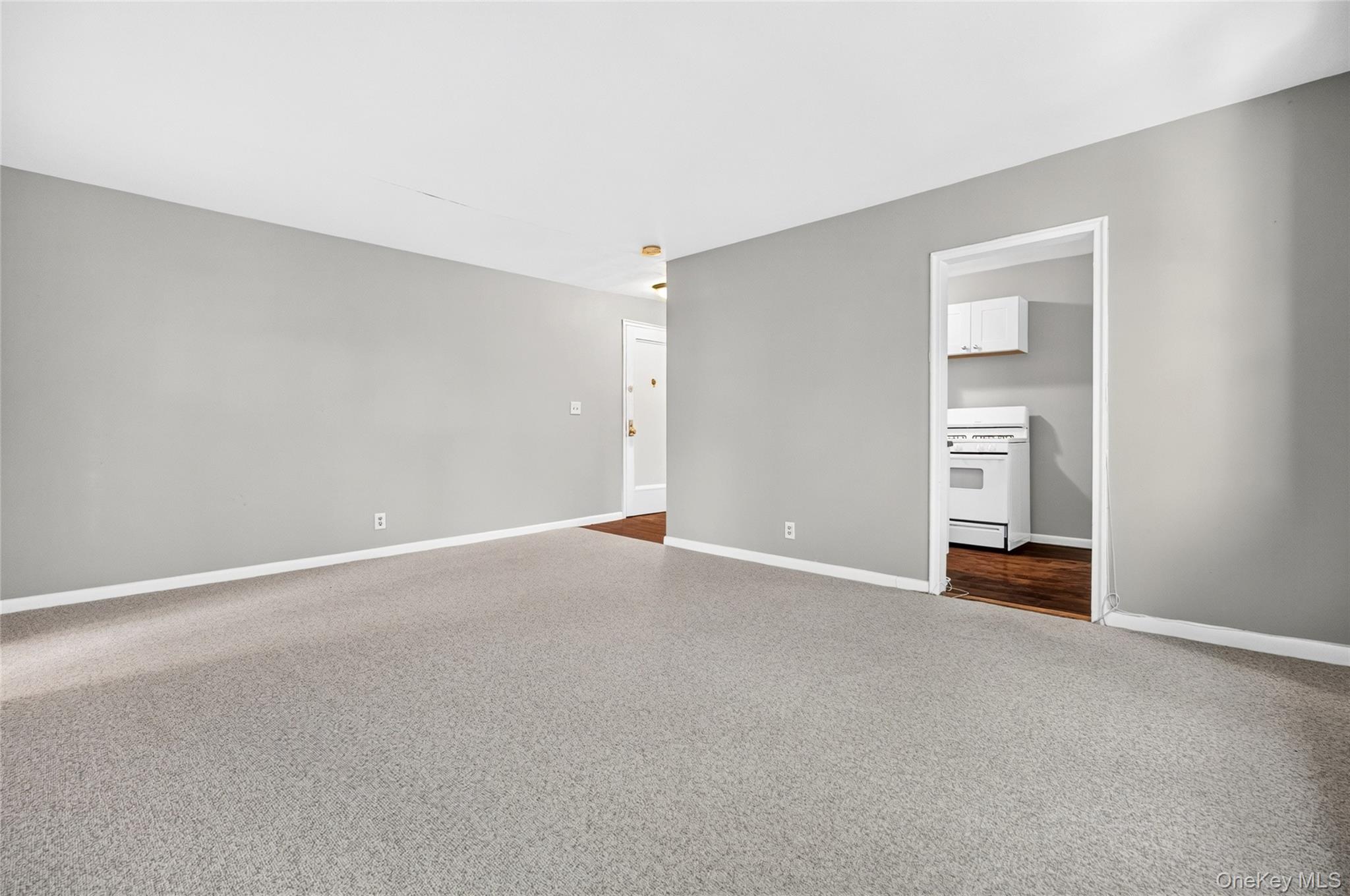 205 West Post Road 1n Property Photo 21