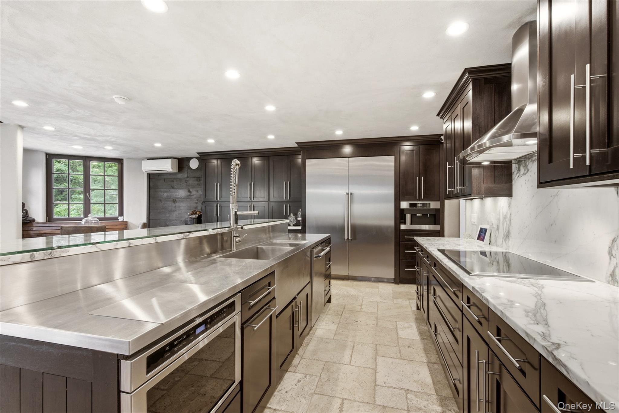 36 Spring Street Property Photo 10