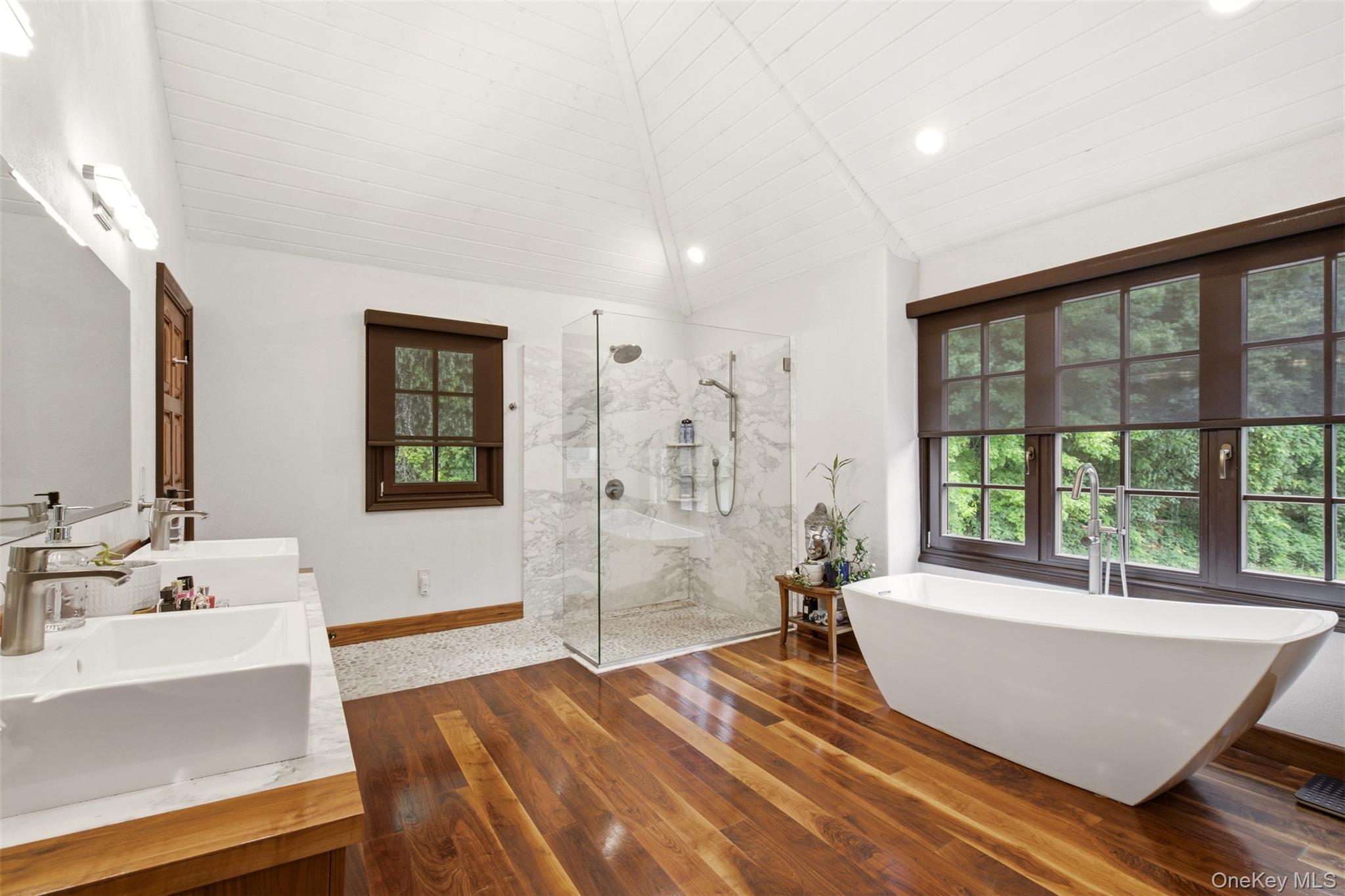 36 Spring Street Property Photo 20