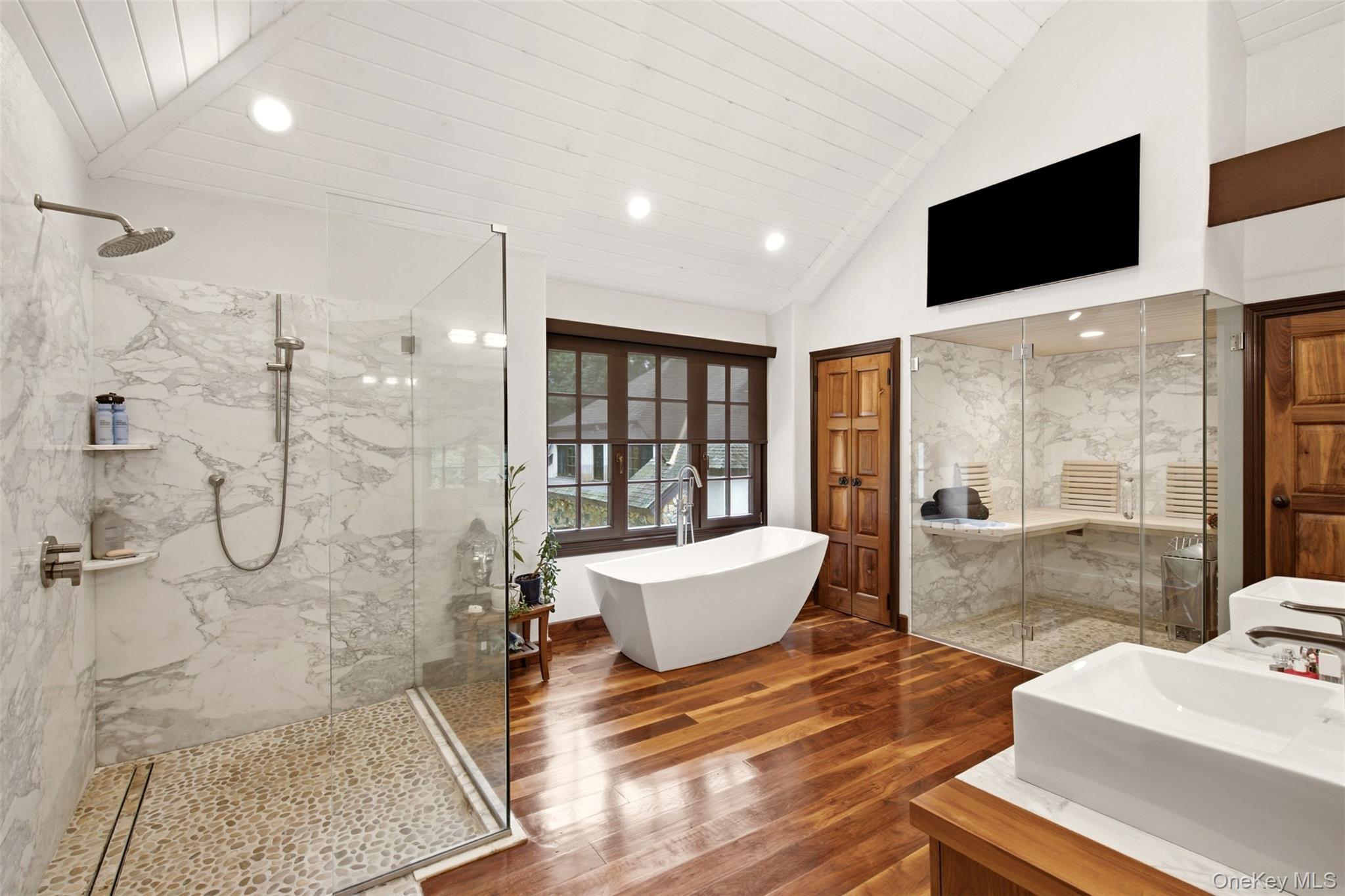 36 Spring Street Property Photo 21
