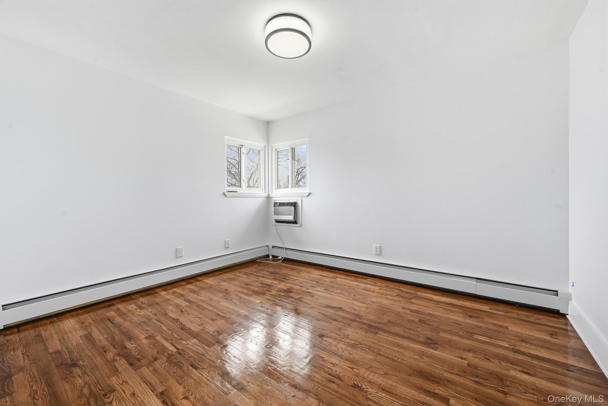 341 Green Court Property Photo 16