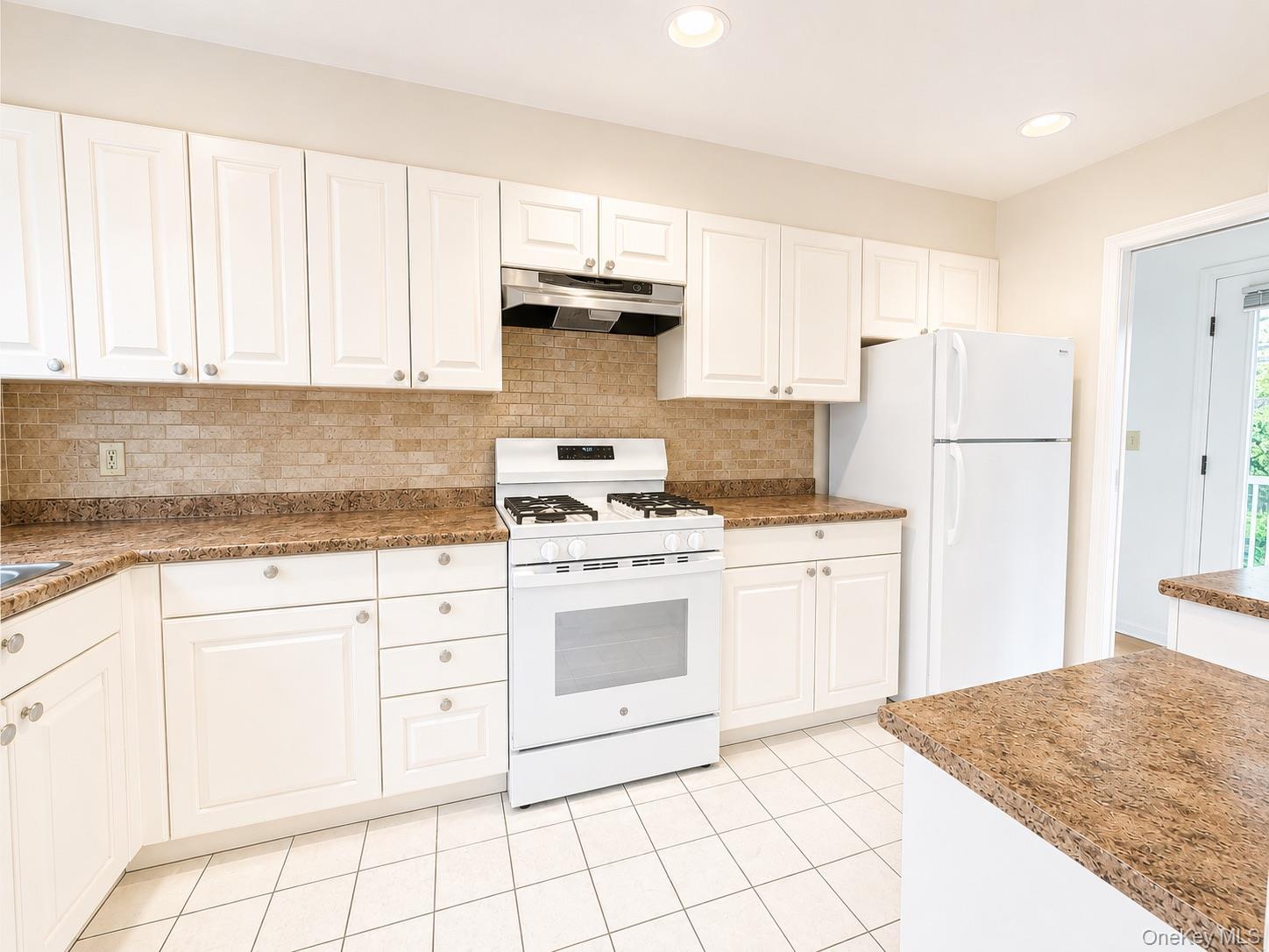 6 Cornell Place Property Photo 6