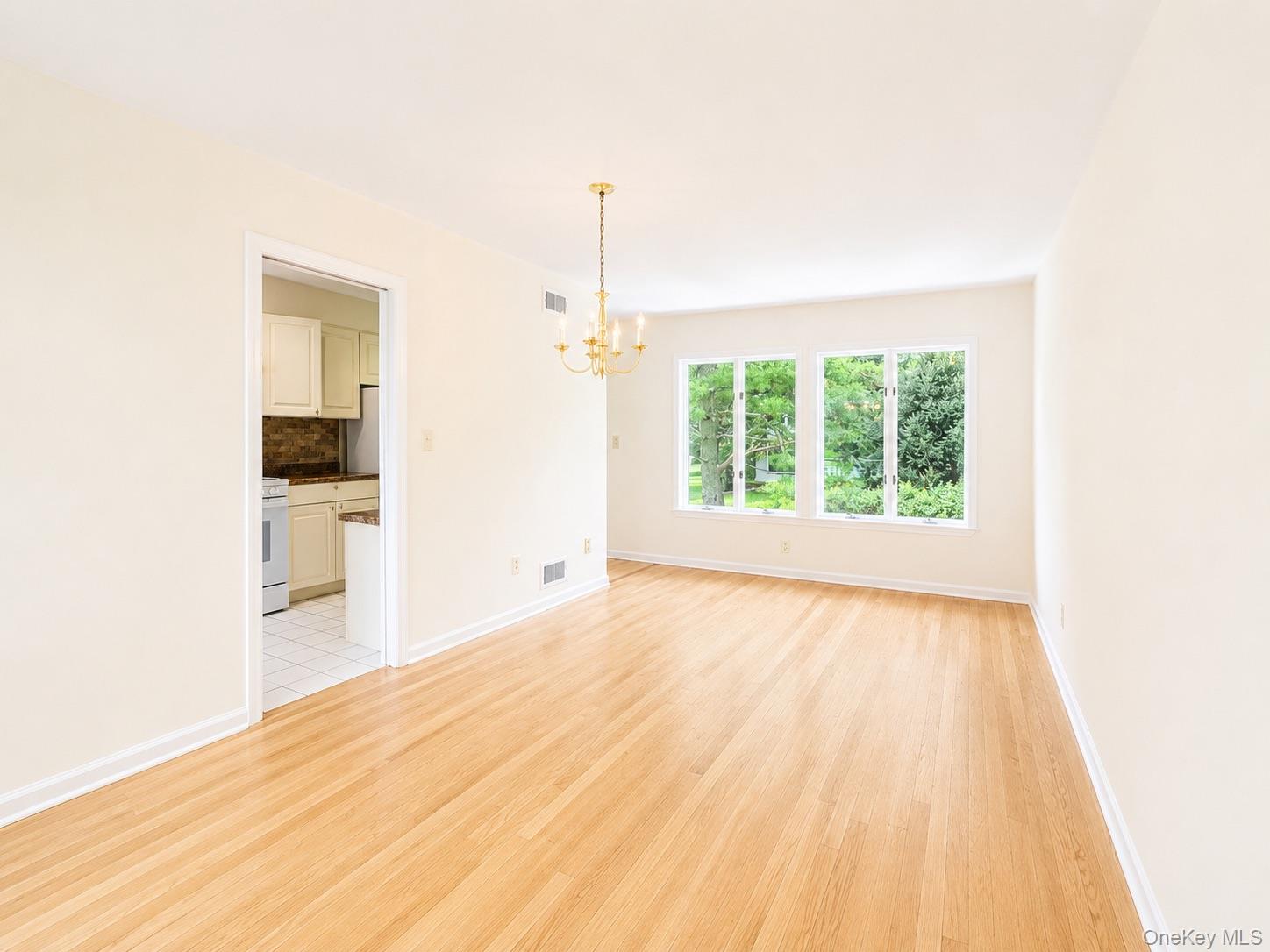 6 Cornell Place Property Photo 8