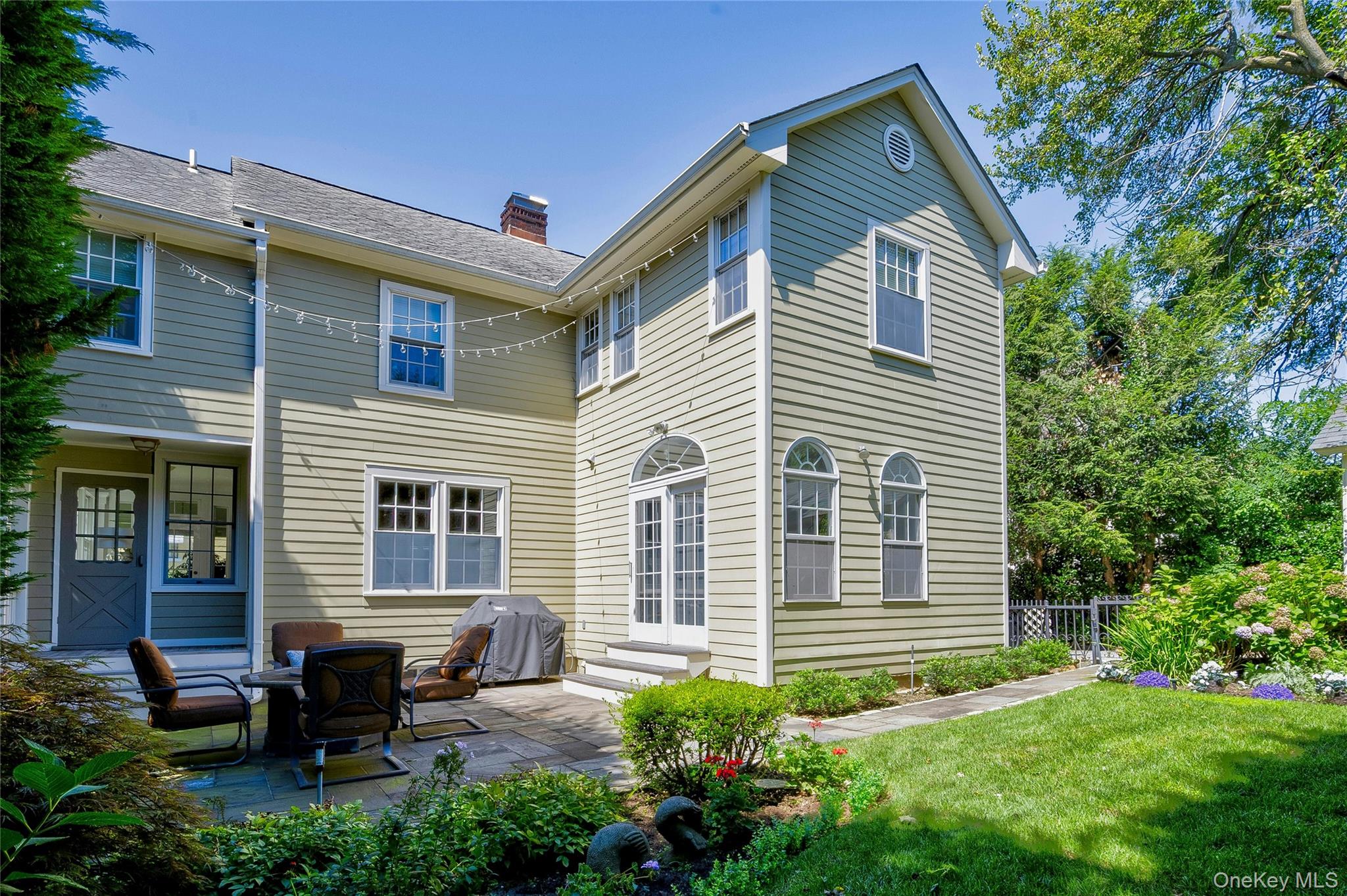 14 Buckingham Place Property Photo 38