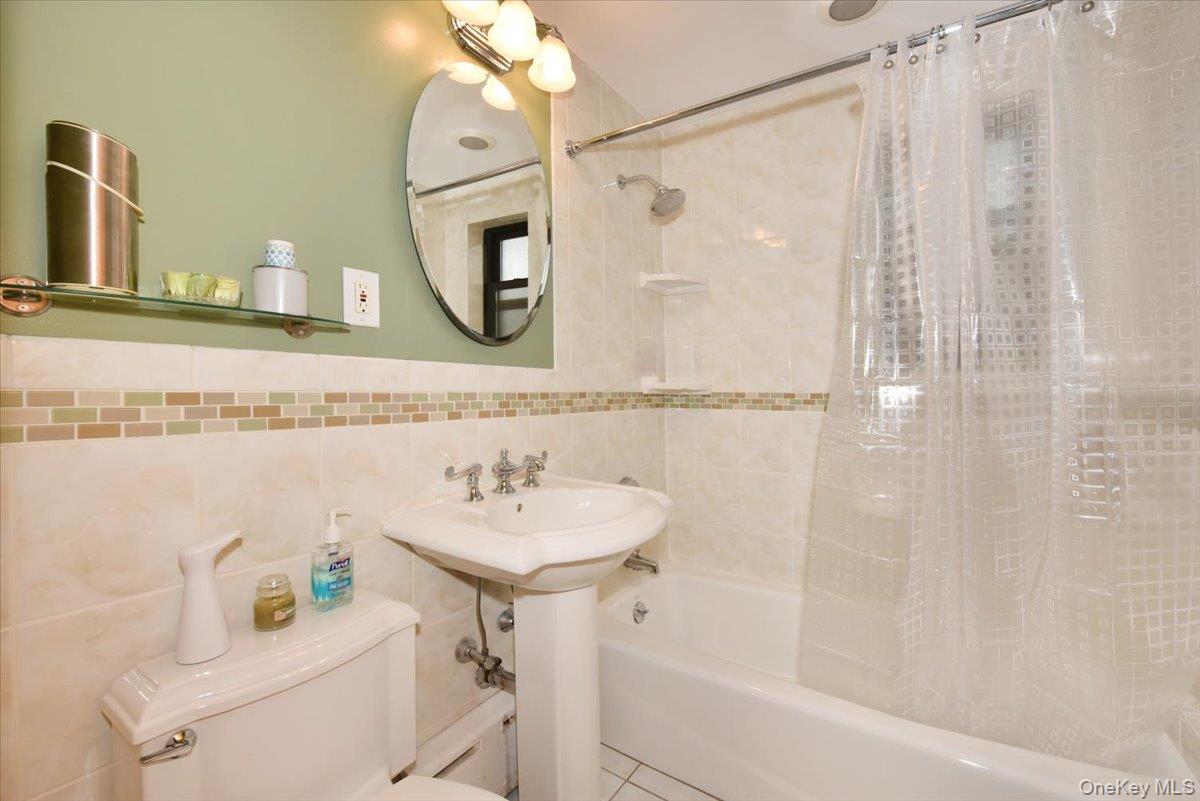 52-54 65th Place 1p Property Photo 17