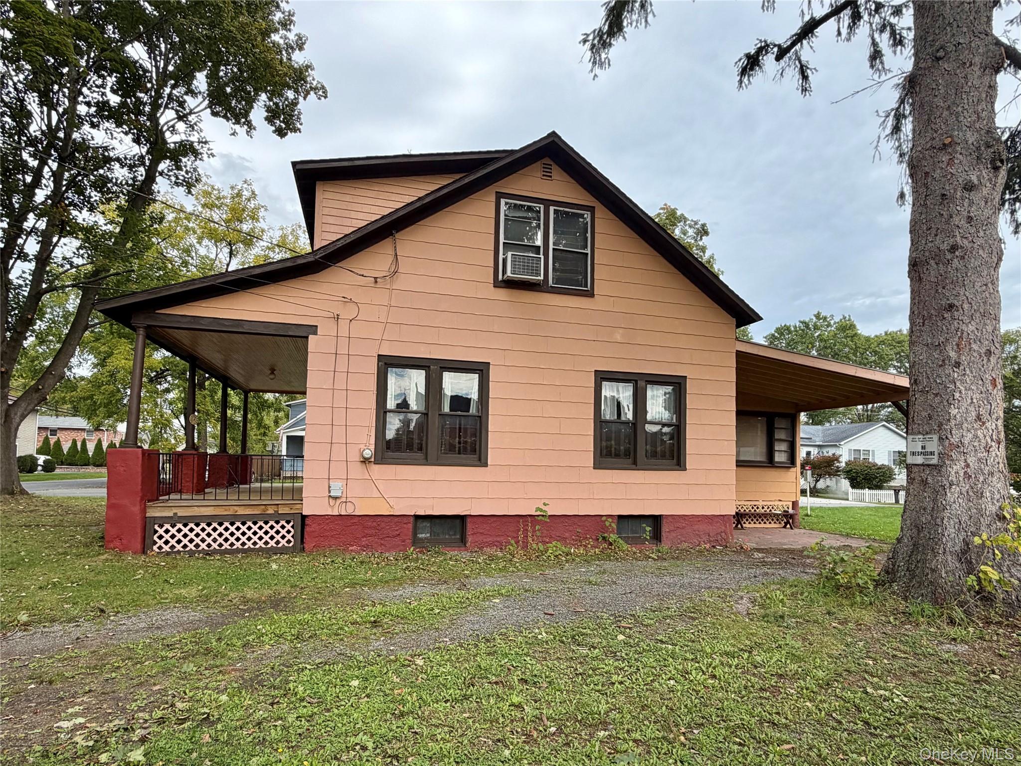 16 Cottage Street Property Photo 2