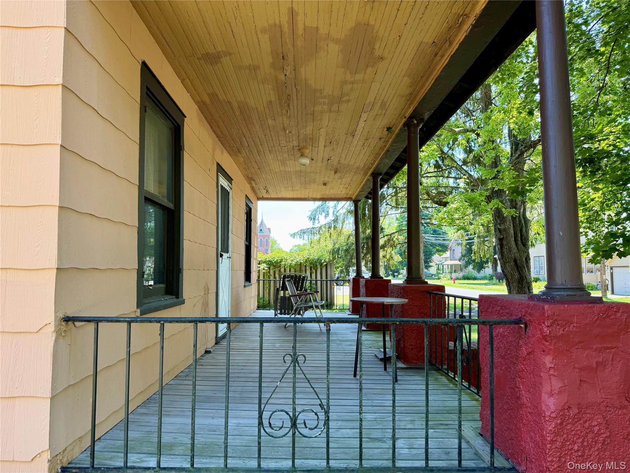 16 Cottage Street Property Photo 18