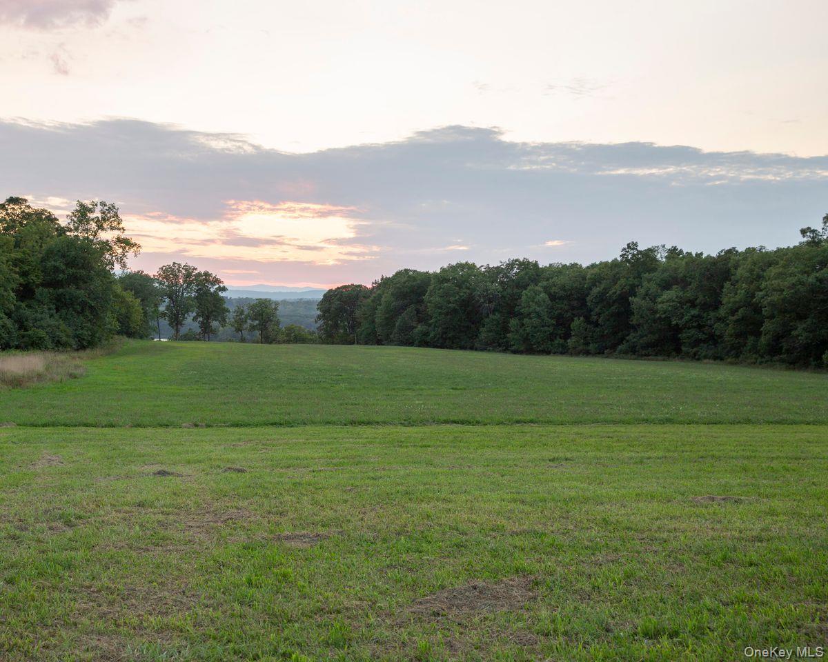 6881 Rod And Gun Road Property Photo 14