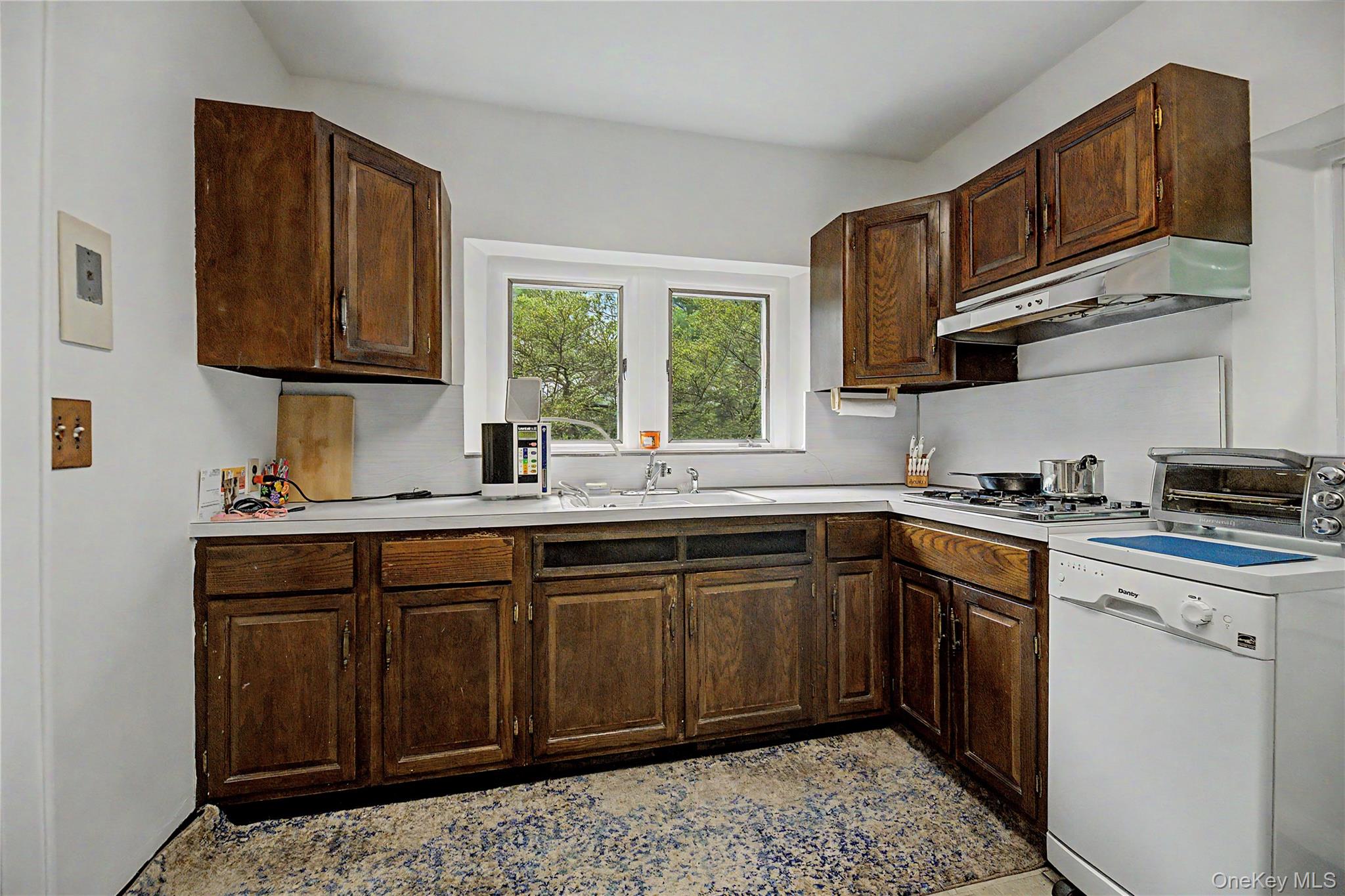 37 Lansdowne Drive Property Photo 12