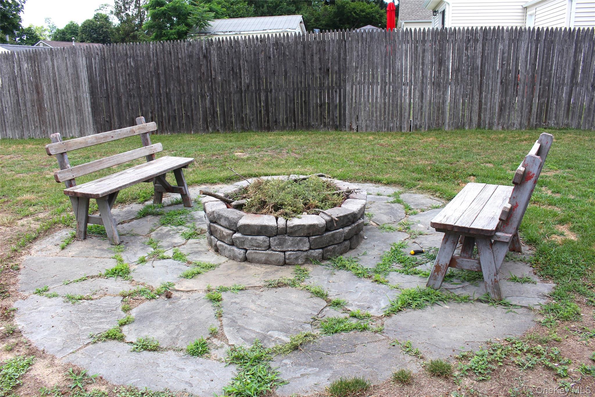 12 Carol Drive Property Photo 23