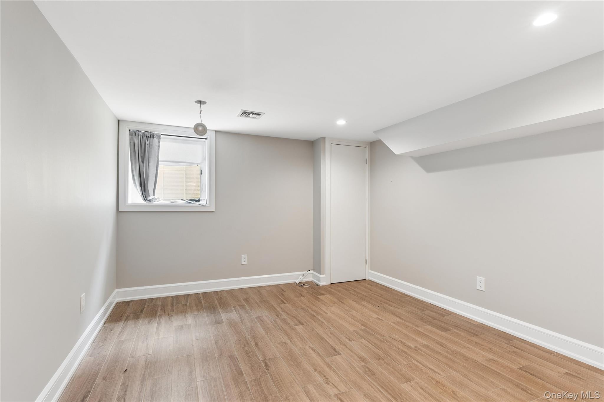 2145 Abbot Avenue Property Photo 24