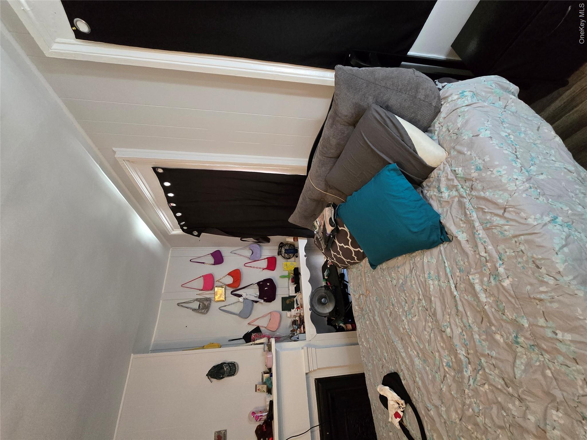17 Conklin Street Property Photo 7