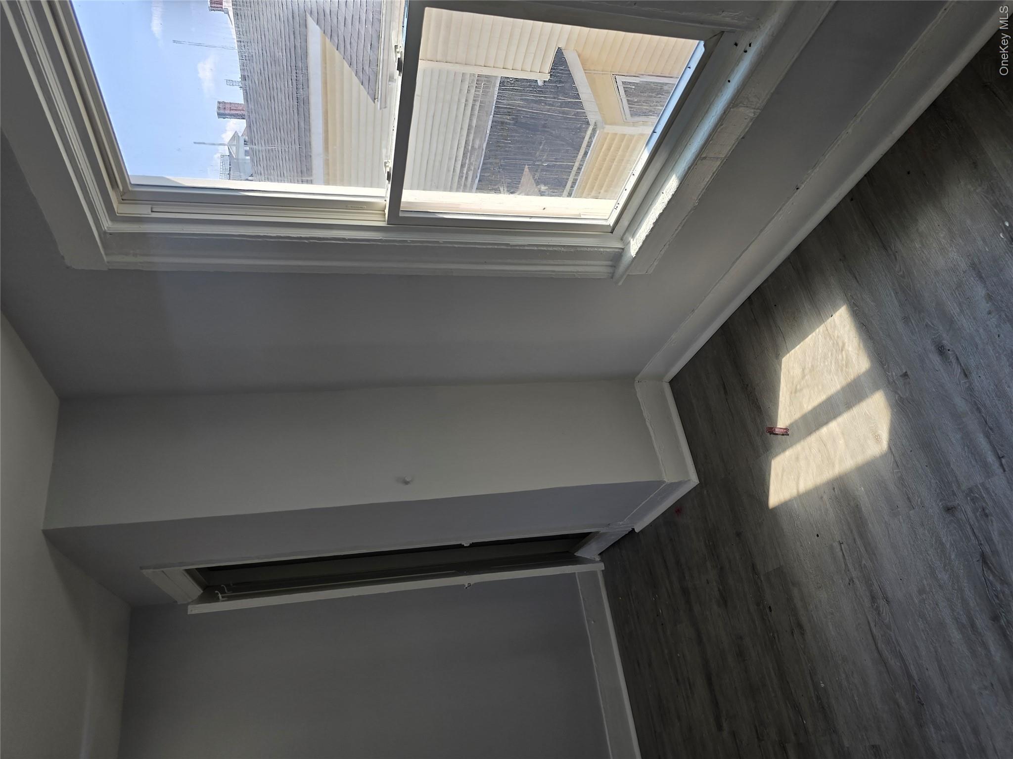 17 Conklin Street Property Photo 24