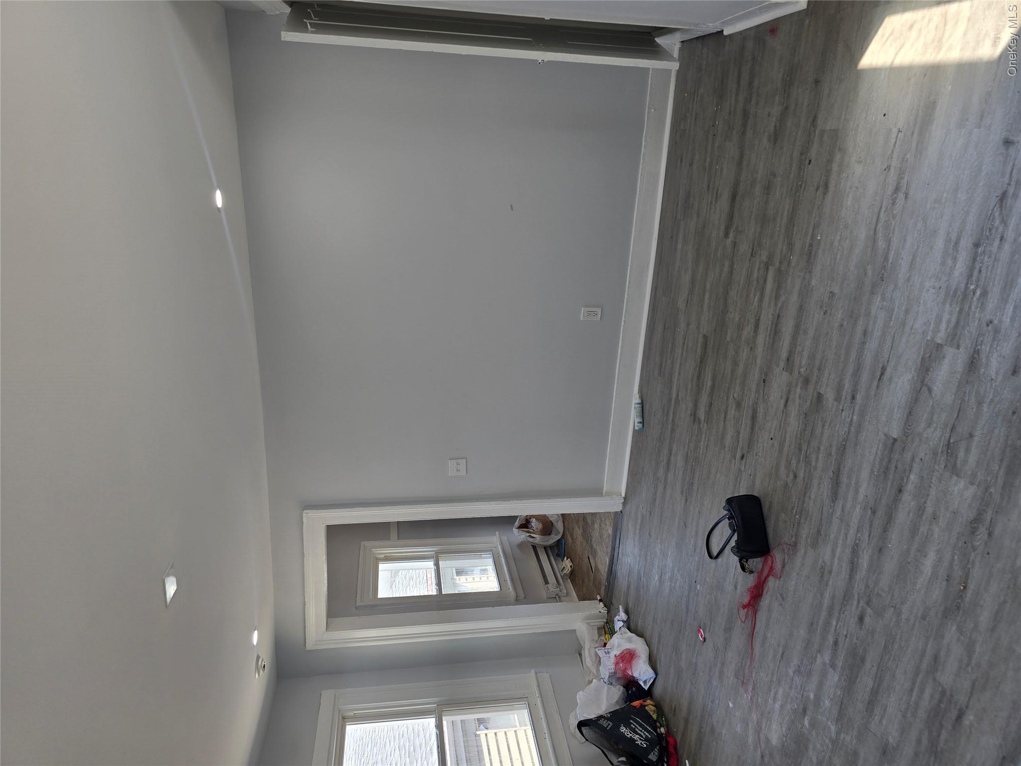 17 Conklin Street Property Photo 25