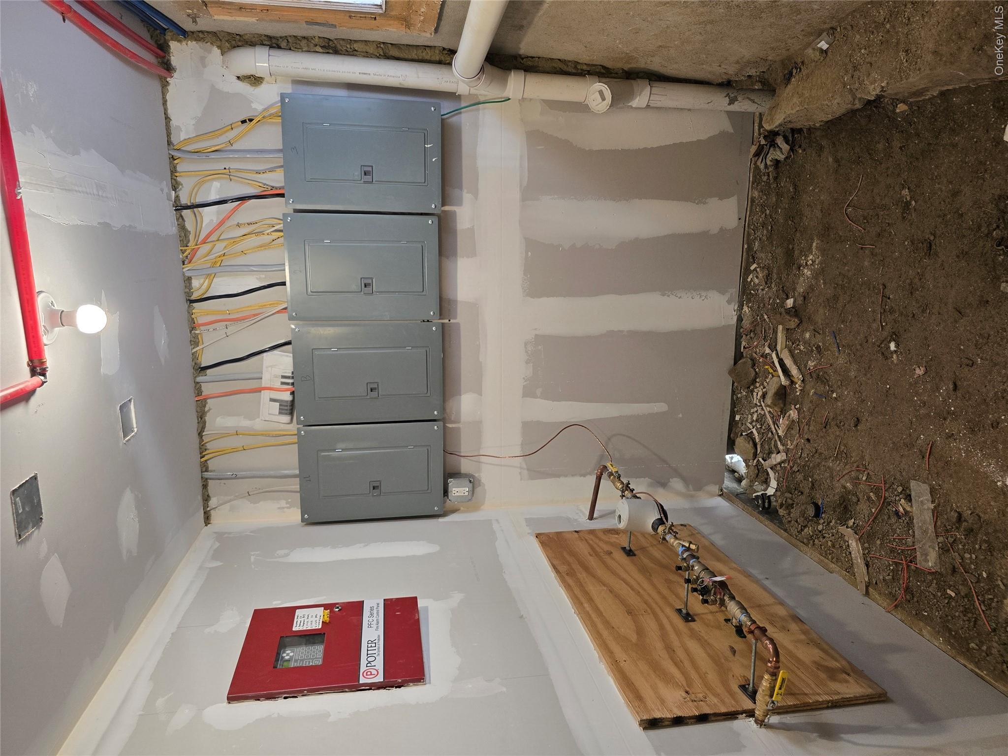 17 Conklin Street Property Photo 30